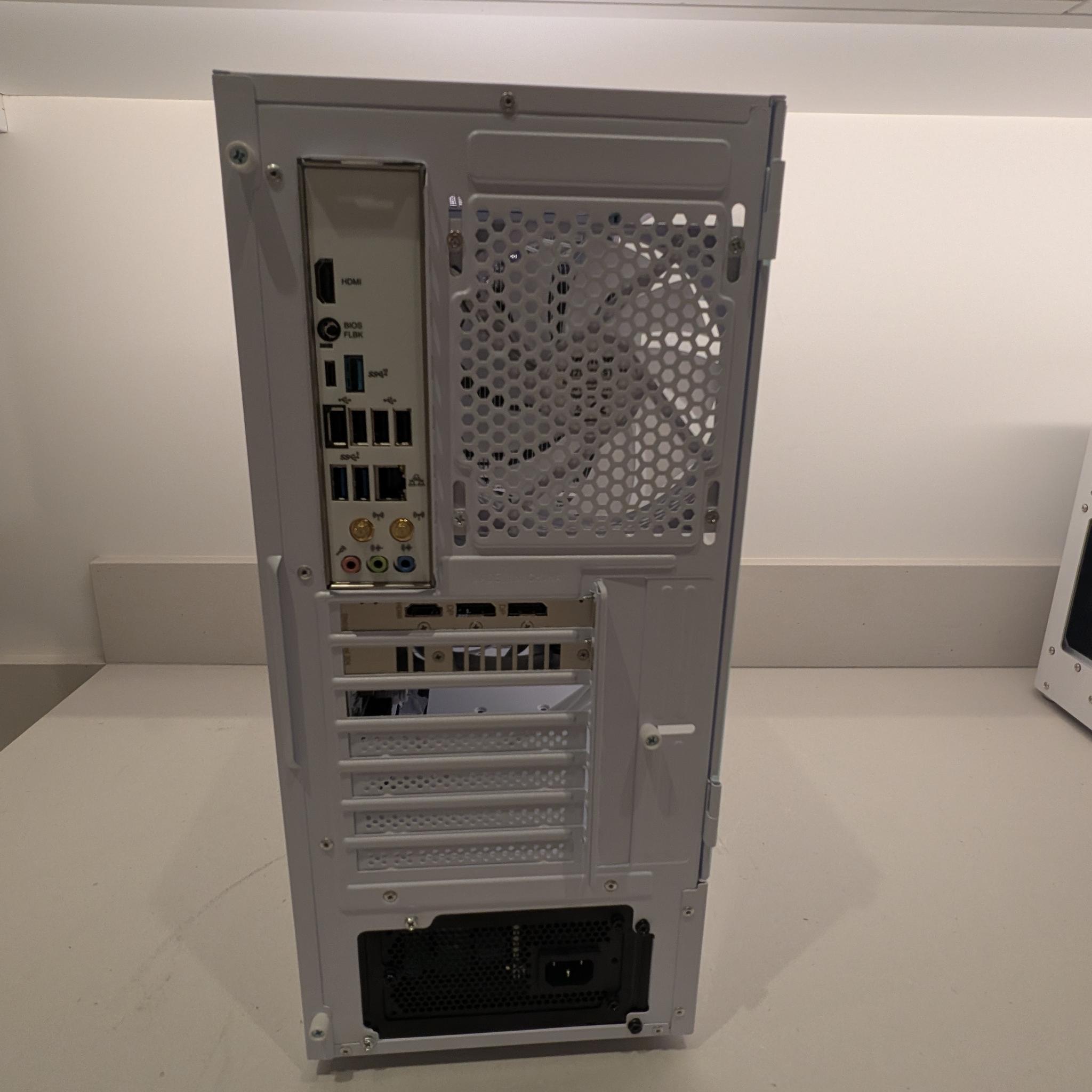 1440p Blizzard - Ryzen 7 7700, RX 9060 XT 16GB, 32 GB DDR5, 2 TB Gen 4 NVME, RGB