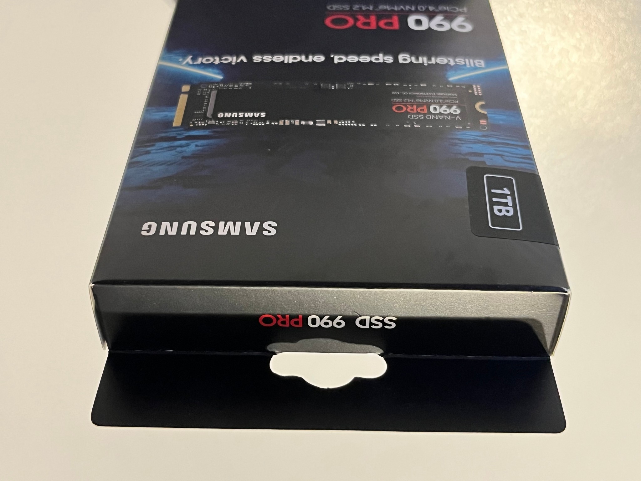 Samsung 990 PRO 1TB NVMe M.2 PCIe 4.0 SSD – New Sealed – No Heatsink