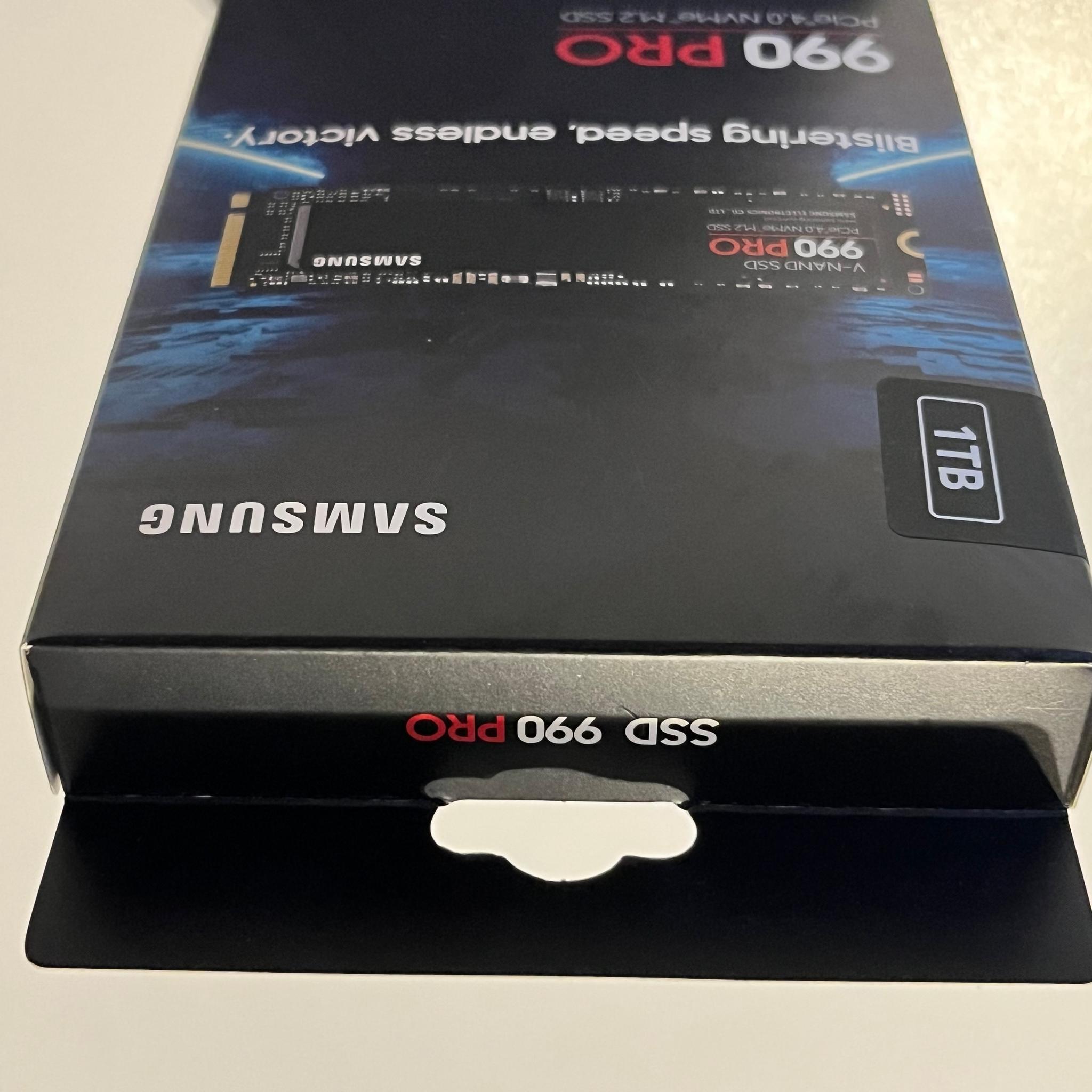 Samsung 990 PRO 1TB NVMe M.2 PCIe 4.0 SSD – New Sealed – No Heatsink