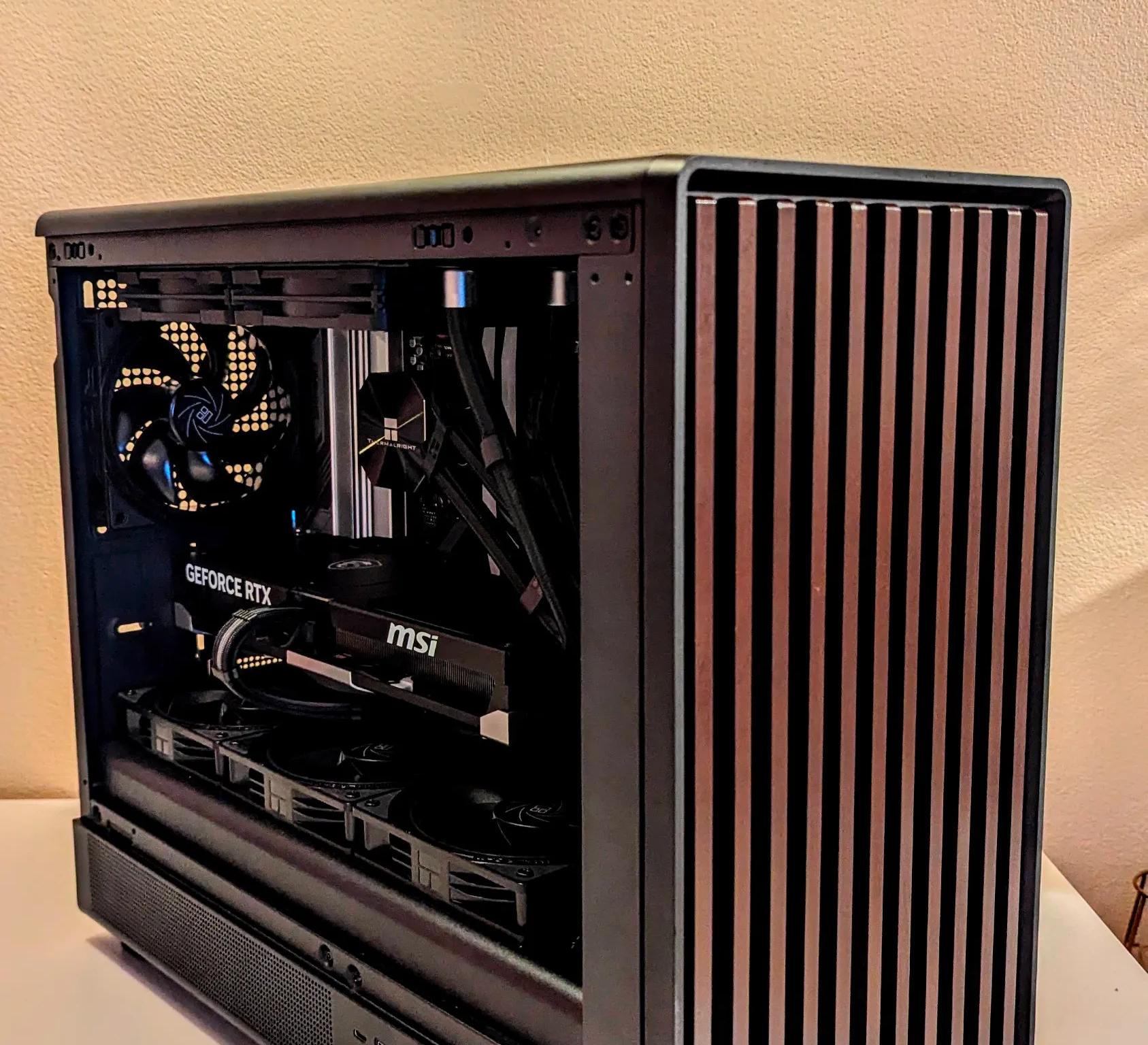 💨 Air Flow Dream PC💨  — RTX 5070 | Ryzen 9600X | 32GB DDR5 | 1TB SSD| 11 Fans !