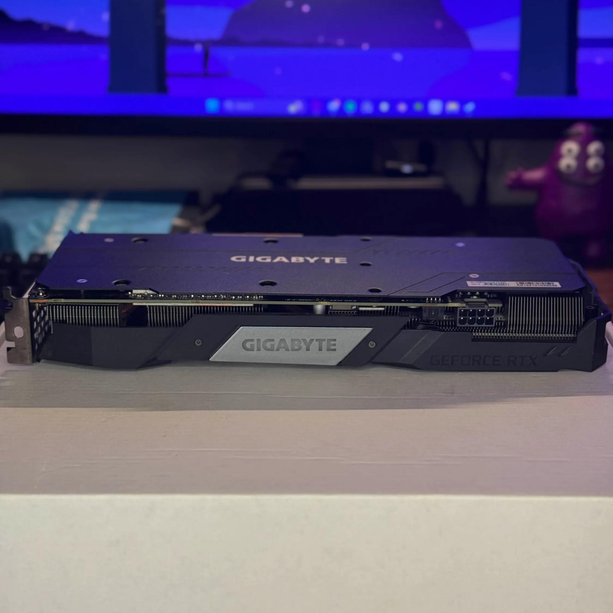 🔥GIGABYTE GeForce RTX 2060 SUPER GAMING 3X OC