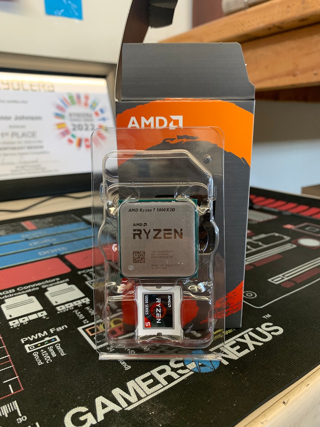 Ryzen7 5800X3D 本体+箱 AMD Ryzen 7 R7 5800X3D AM4 3.4GHz 8-core 16Thr 105W- CPU processor
