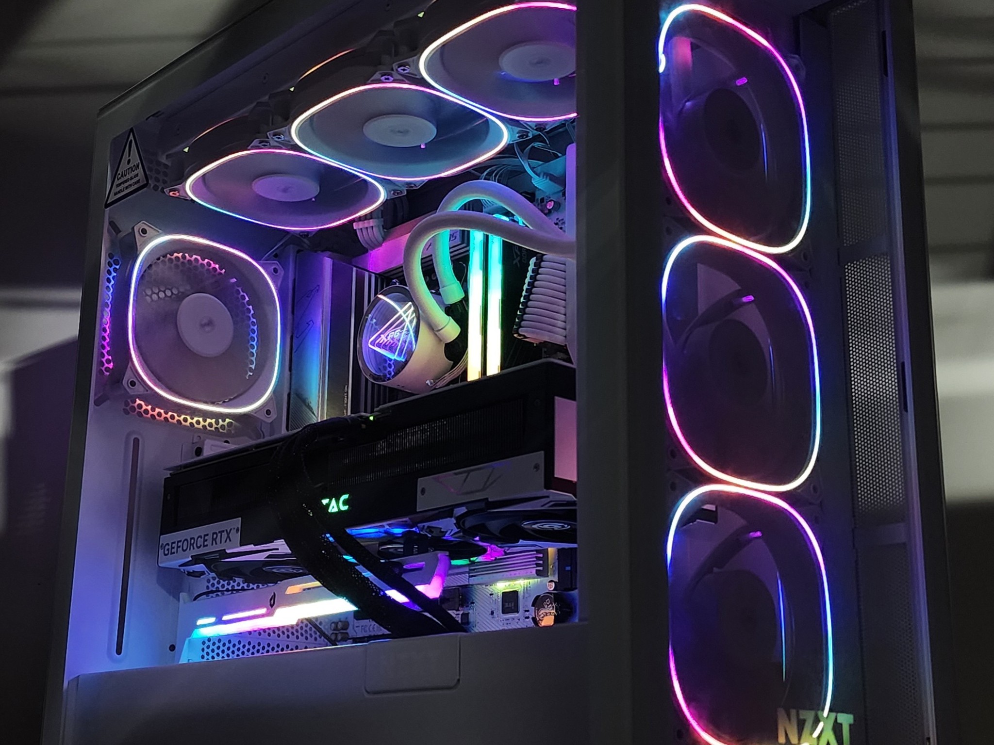 Gaming PC Ryzen 7 9850X3D 32GB RAM 2TB SSD RTX 5080 16GB Windows 11 Computer