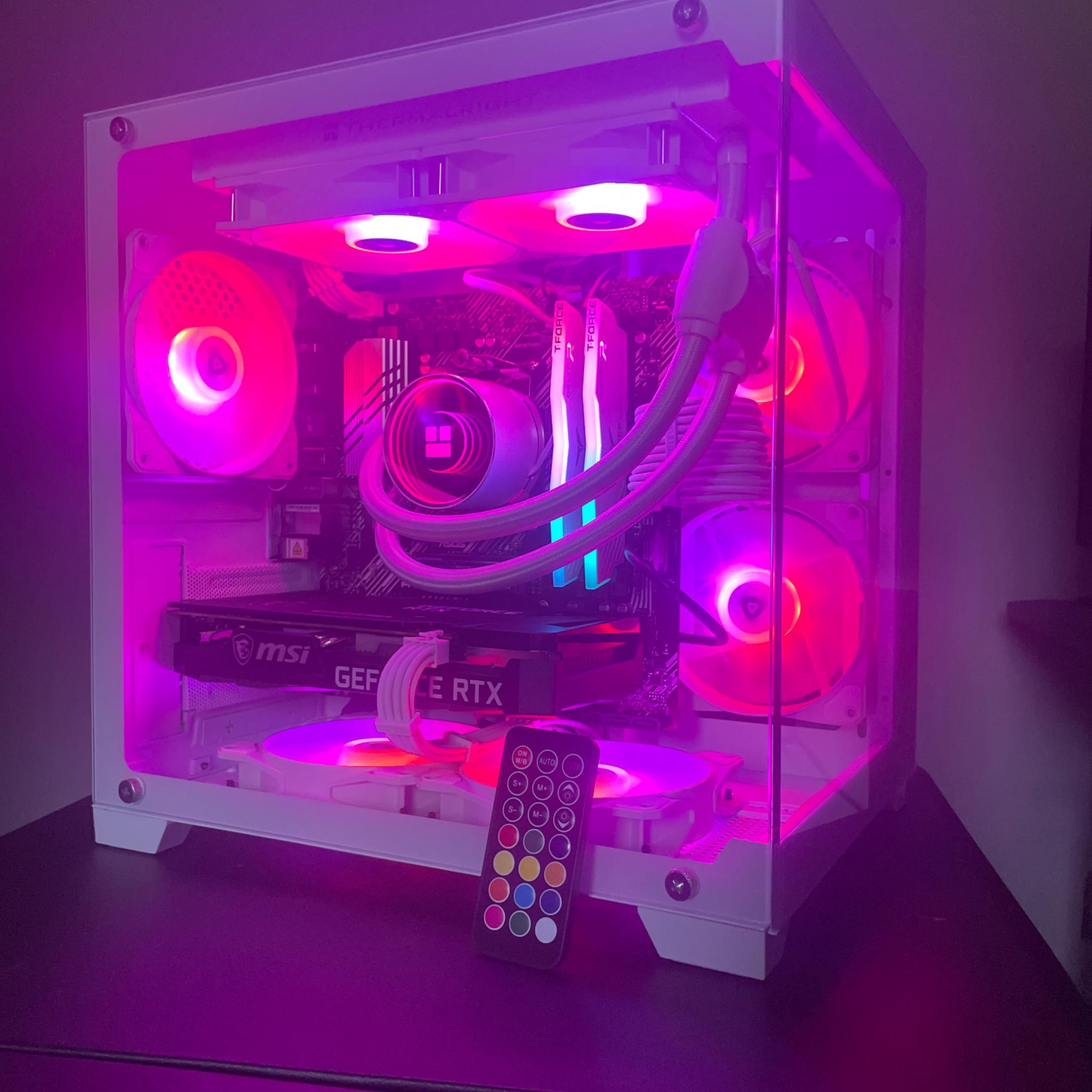White 1080p/1440p Gaming PC – Liquid Cooled & High FPS