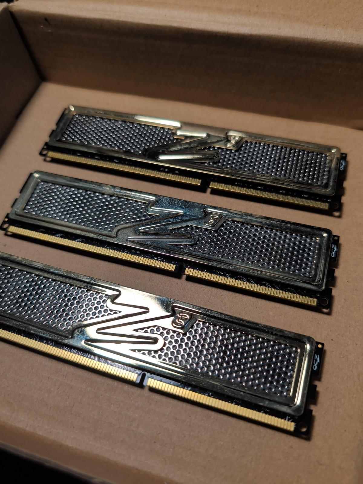 OCZ Gold 6GB (3 x 2GB) DDR3 DIMM 1600 MHz CL8 RAM Memory