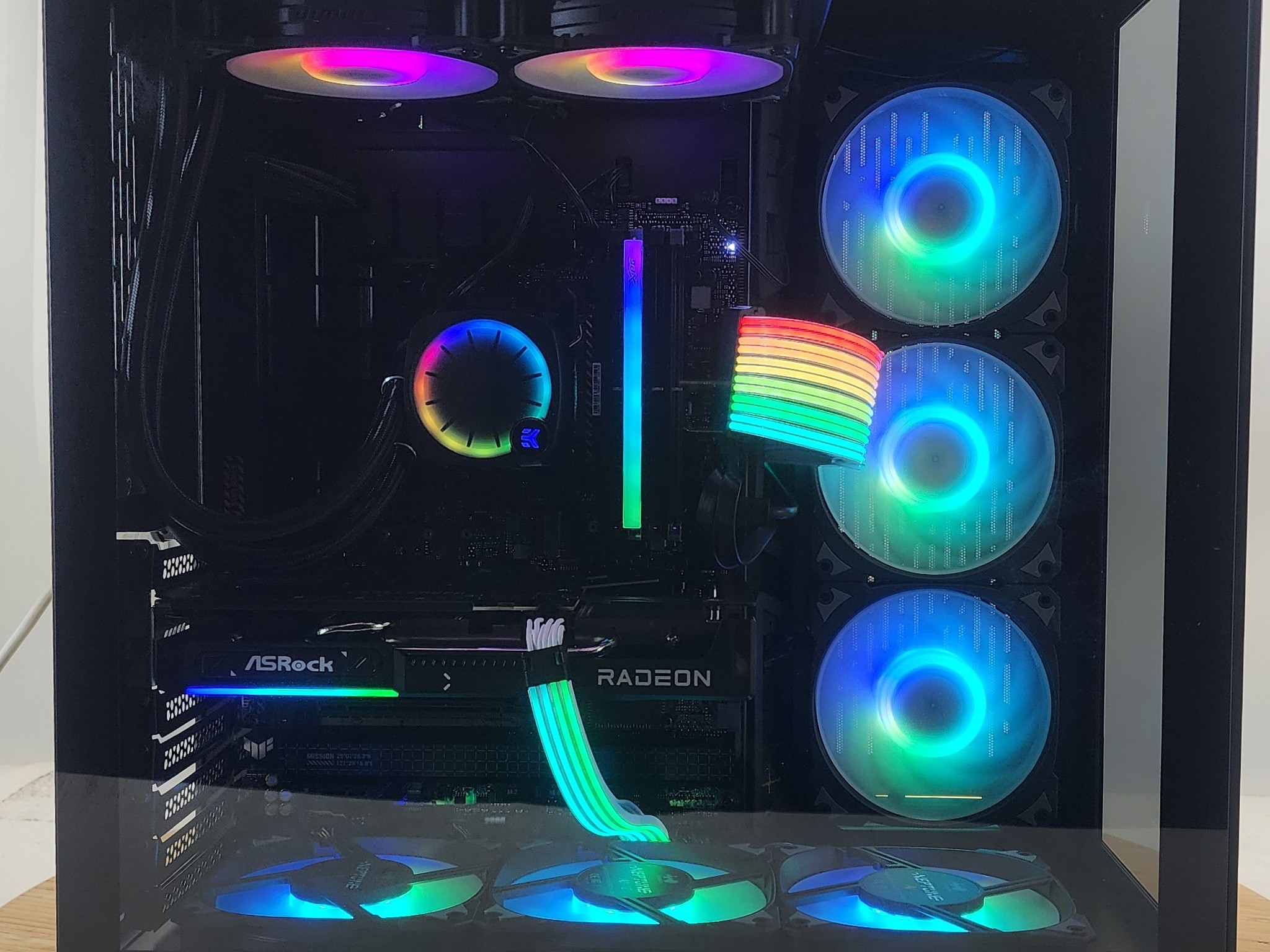 Gaming PC Ryzen 7 7700X 16GB RAM 1TB SSD RX 9060 8GB Windows 11 Computer