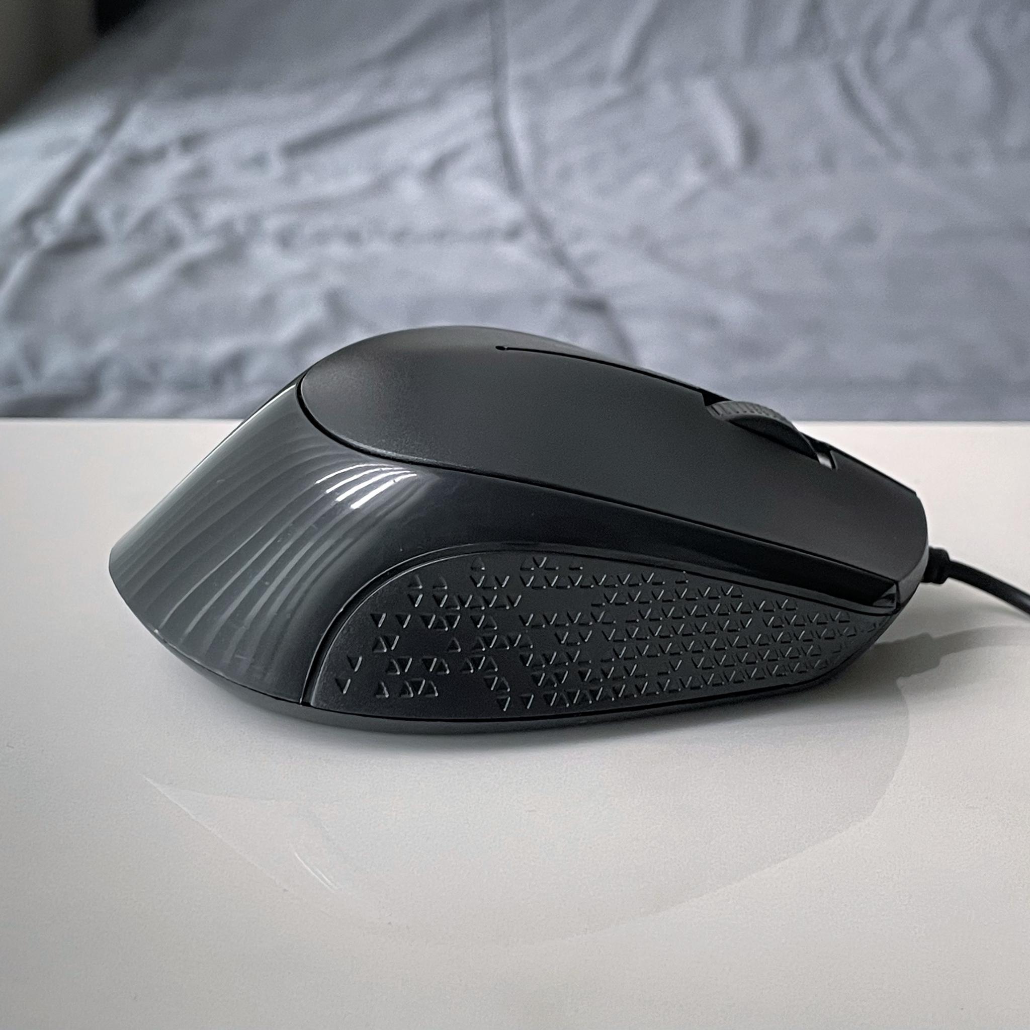 iMicro Wired USB Optimical Mouse - Black