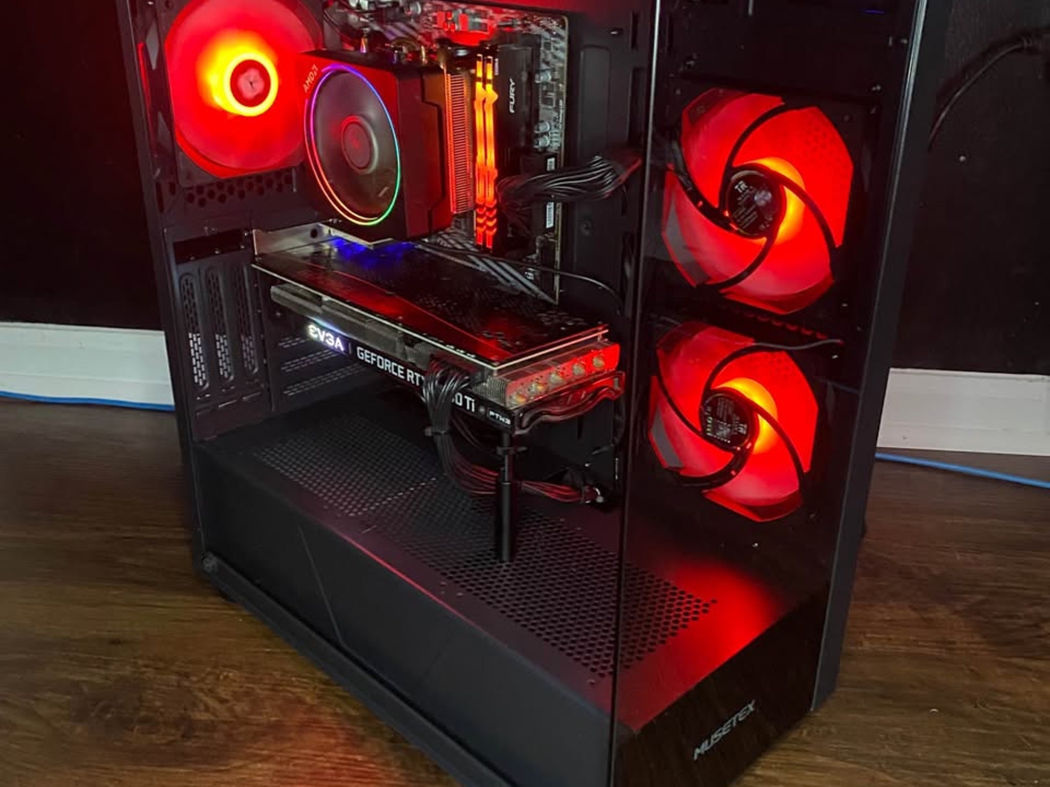 Black Gaming PC (RTX 3060 TI 8GB + AMD Ryzen 5 3600 + 16GB DDR4 + HDD + SSD)