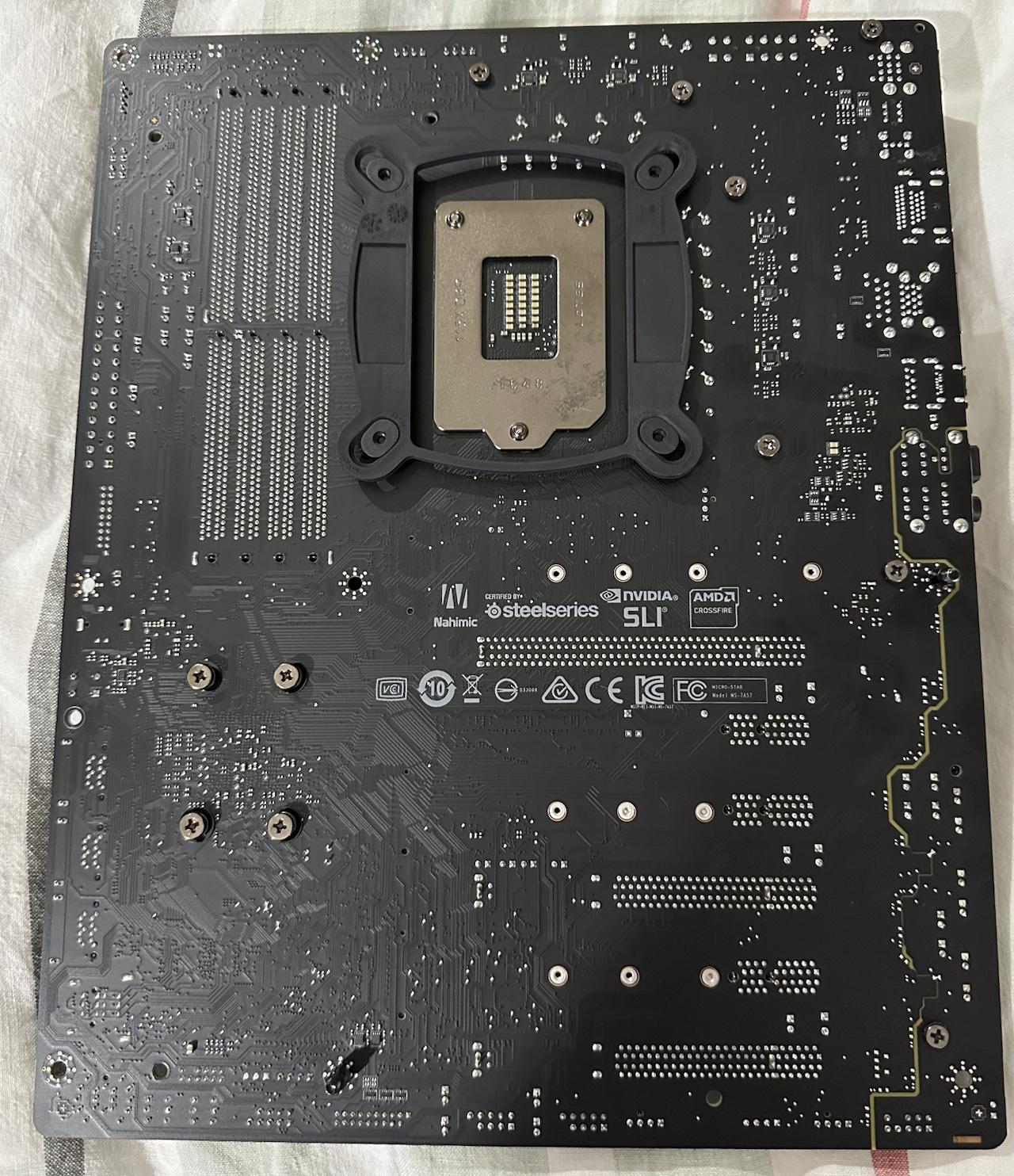 MSI Z270 Gaming M7 + i7-7700K