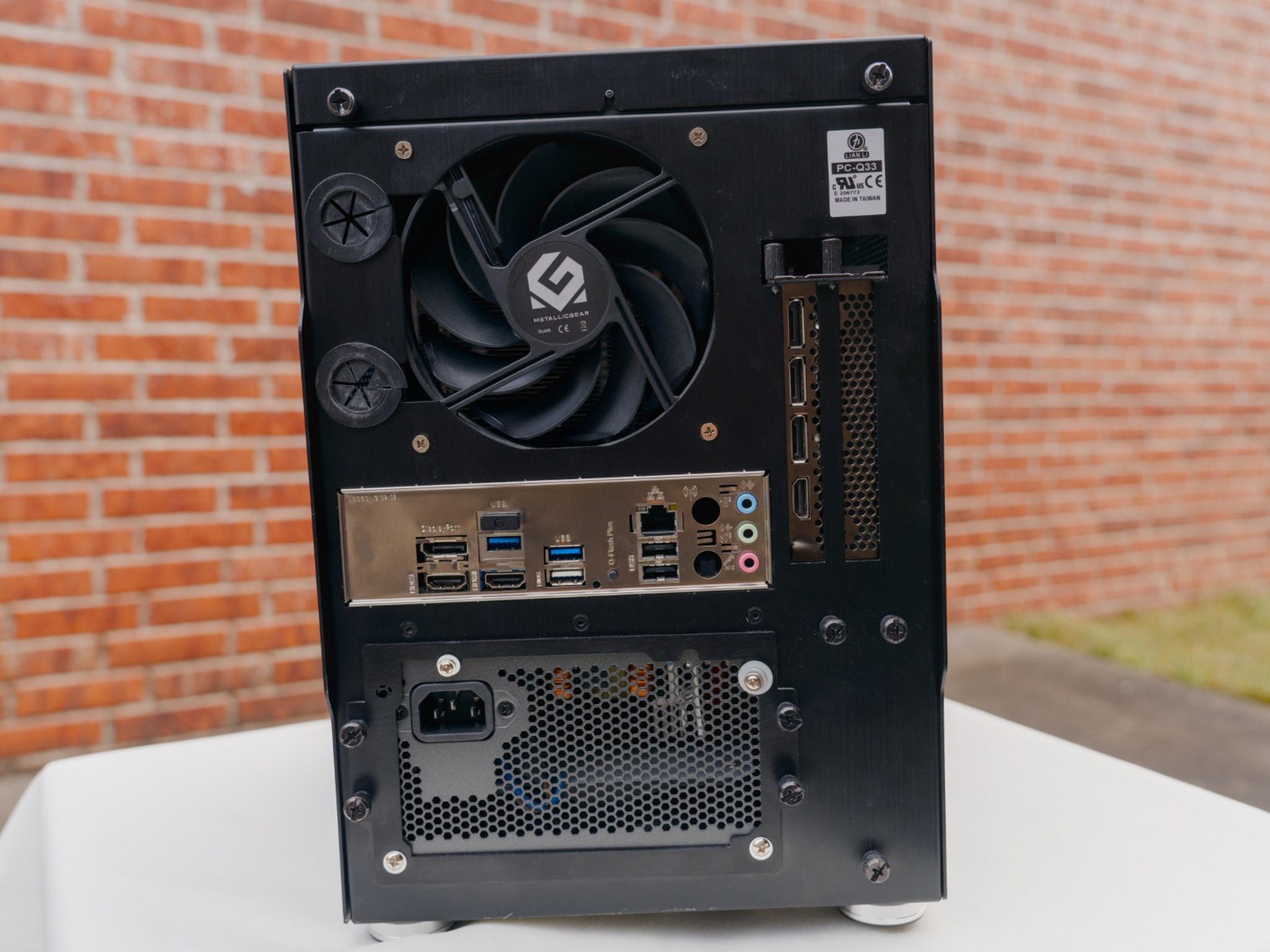 Sleek RTX 3060 Ti + Ryzen 5600G Gaming Mini Tower SFF | 16GB DDR4-3200 | 2 TB NVMe SSD + 4 TB HDD