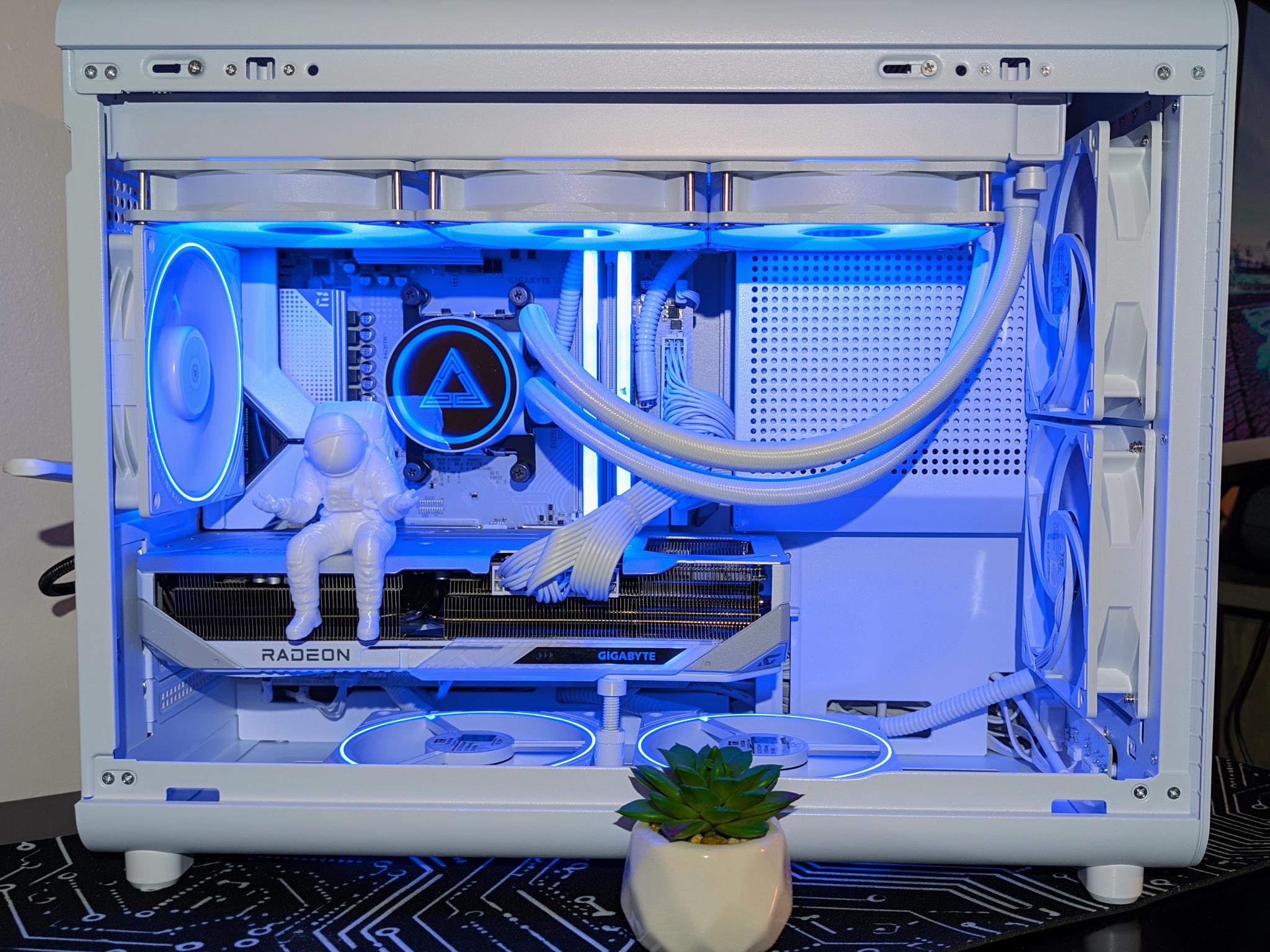 Custom White Ice Gaming PC – Ryzen 5 7600X3D + RX 9070 XT 16GB | Fully Tested and Ready to Game!