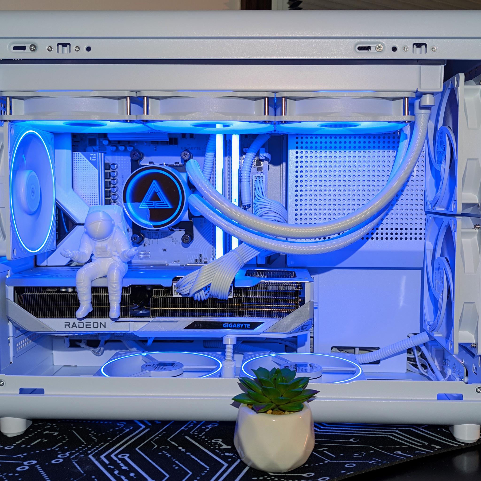 Custom White Ice Gaming PC – Ryzen 5 7600X3D + RX 9070 XT 16GB | Fully Tested and Ready to Game!