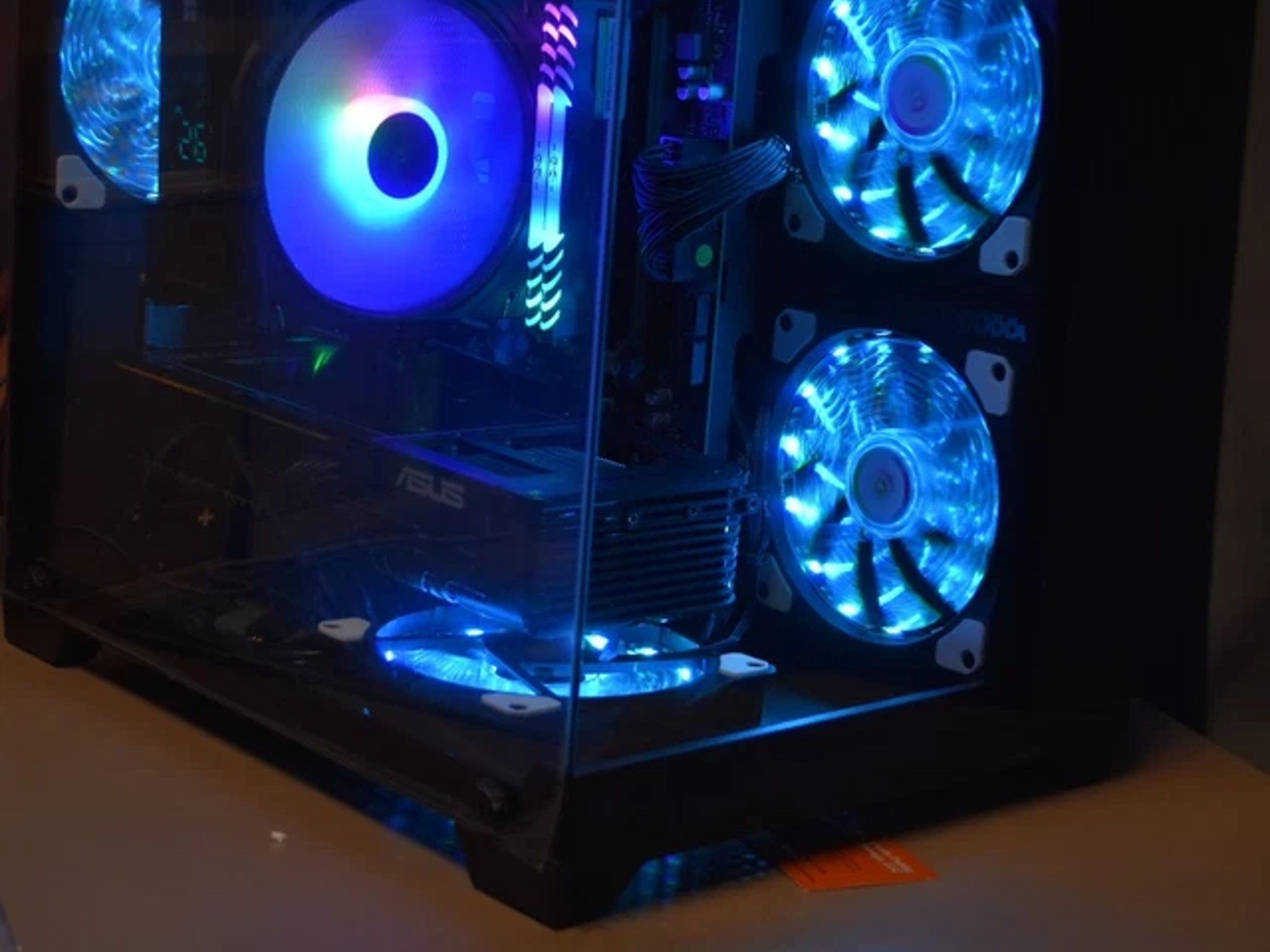Gaming PC RYZEN 5500 GPU RTX 5060 8GB RAM 32GB RGB 1TB NVME PSU 700 Watts Wi-fi