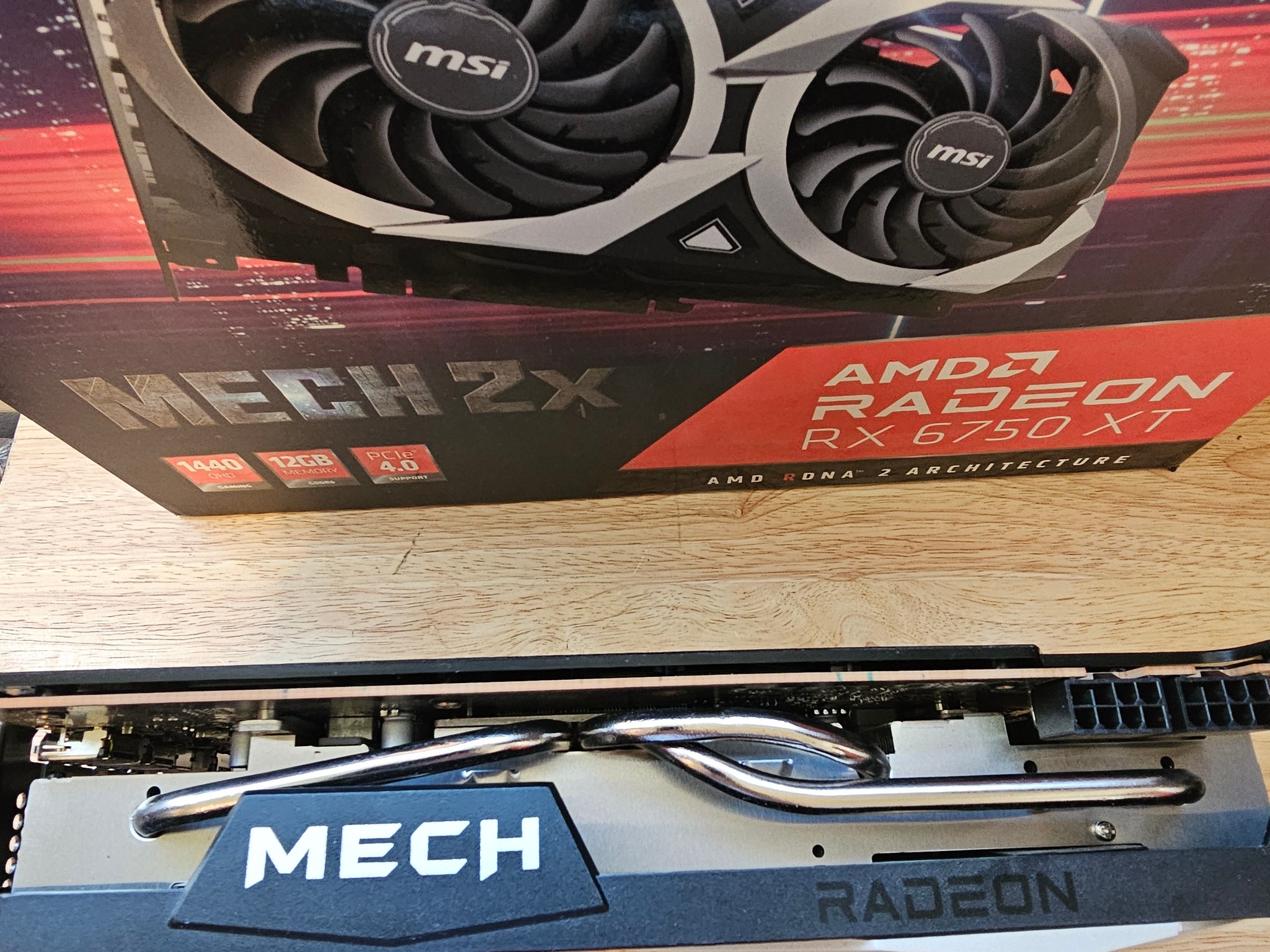 MSI MECH 2X OC Radeon RX 6750 XT