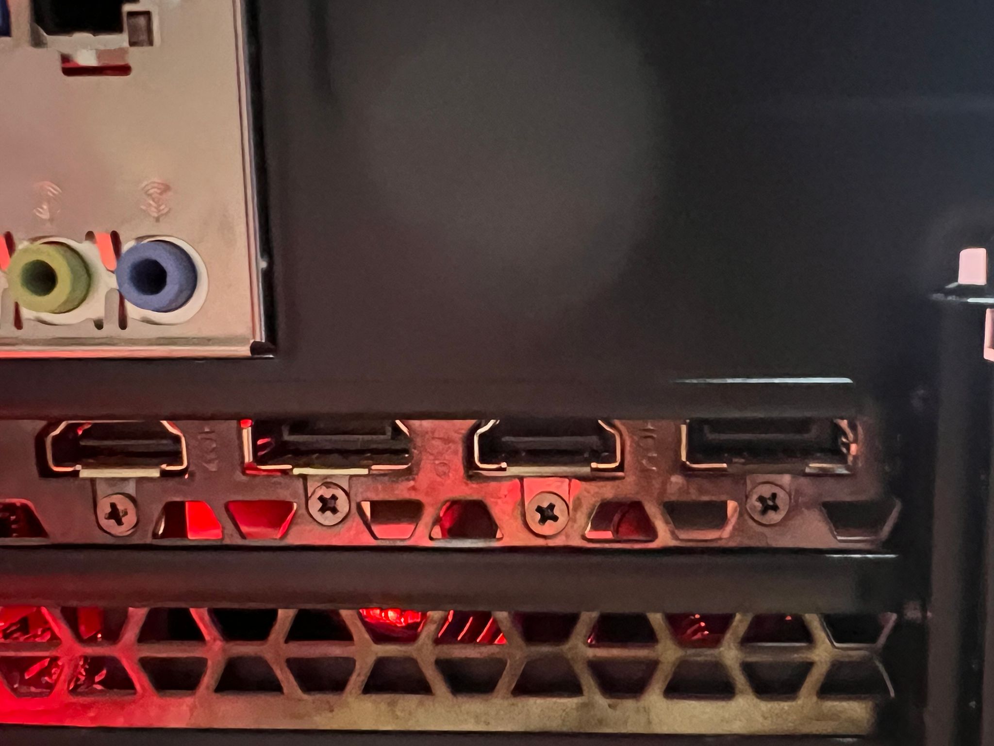 fully Refurbished Trade in pc 10700f/32gddr4/ 1 tb nvme/ 3070 send offers if they are responsible