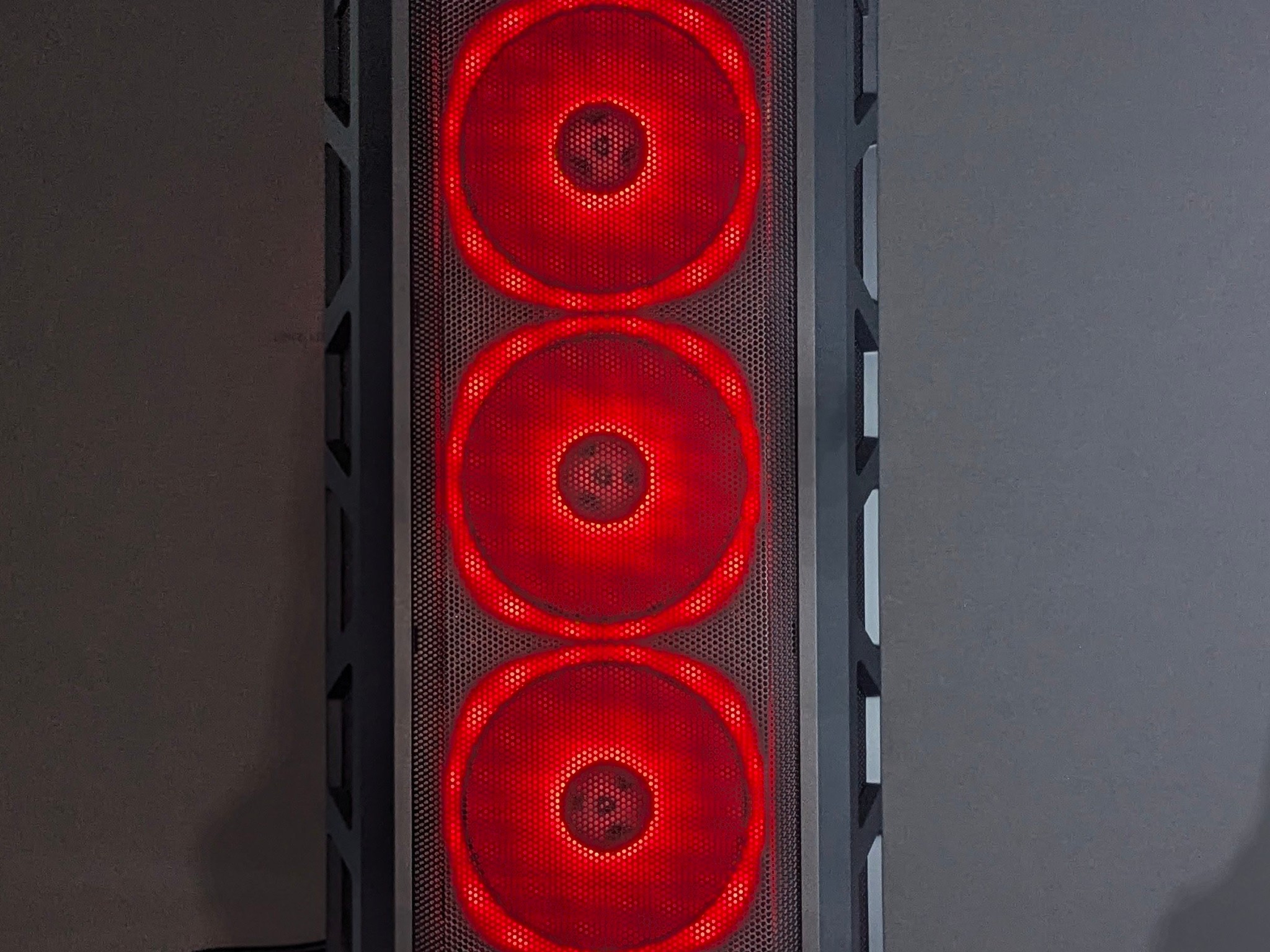 "Red Veins" 🔴RTX 2080(FE)🔴I5 11600k@4.9GHz🔴16GB RAM🔴1.2TB SSD/HDD🔴Windows 11 Pro✅
