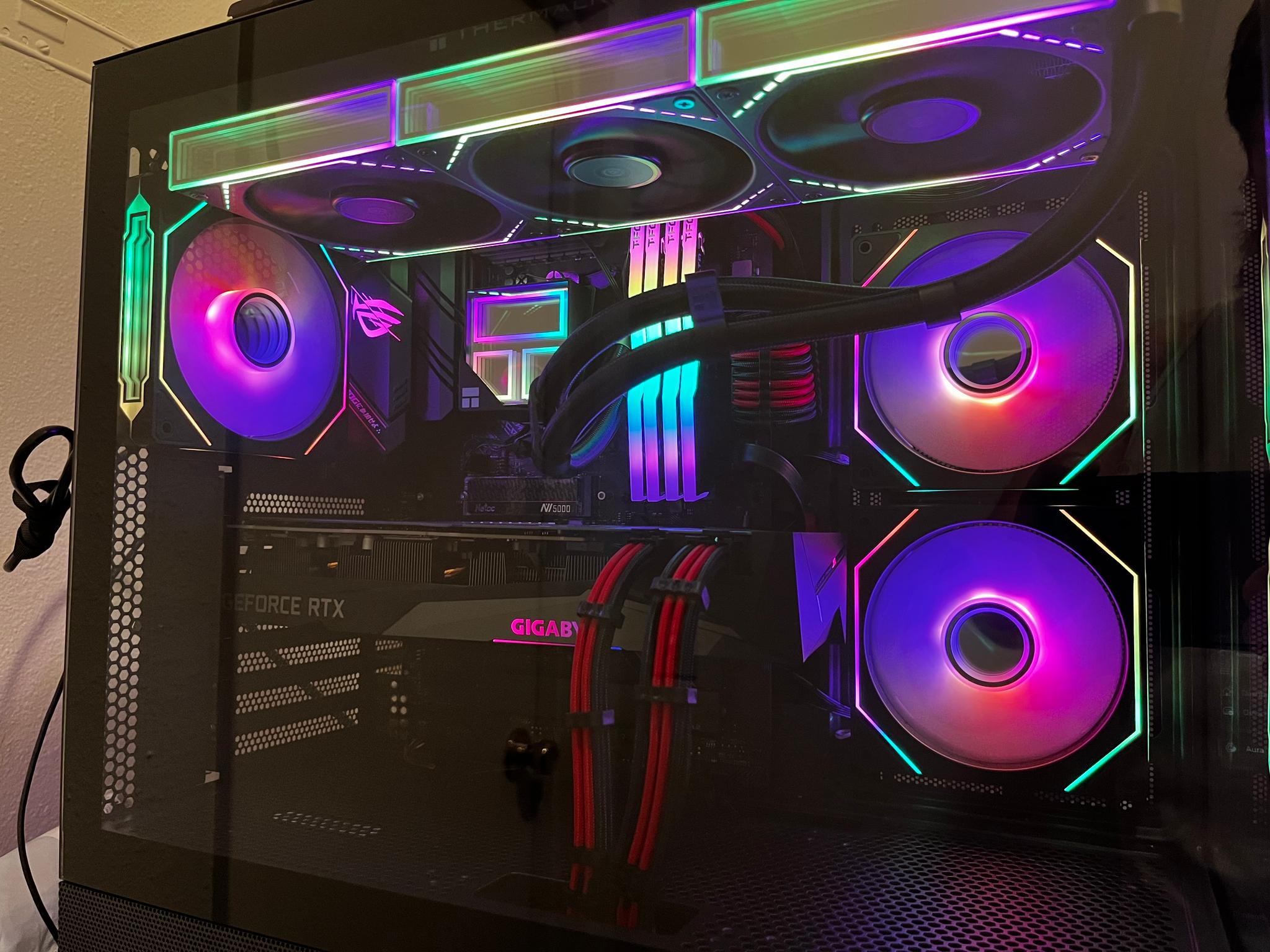 🔥 R7-5800x / RTX 3070 / 2TB STORAGE / 32GB RAM / Pcie 5.1 ready! 🔥