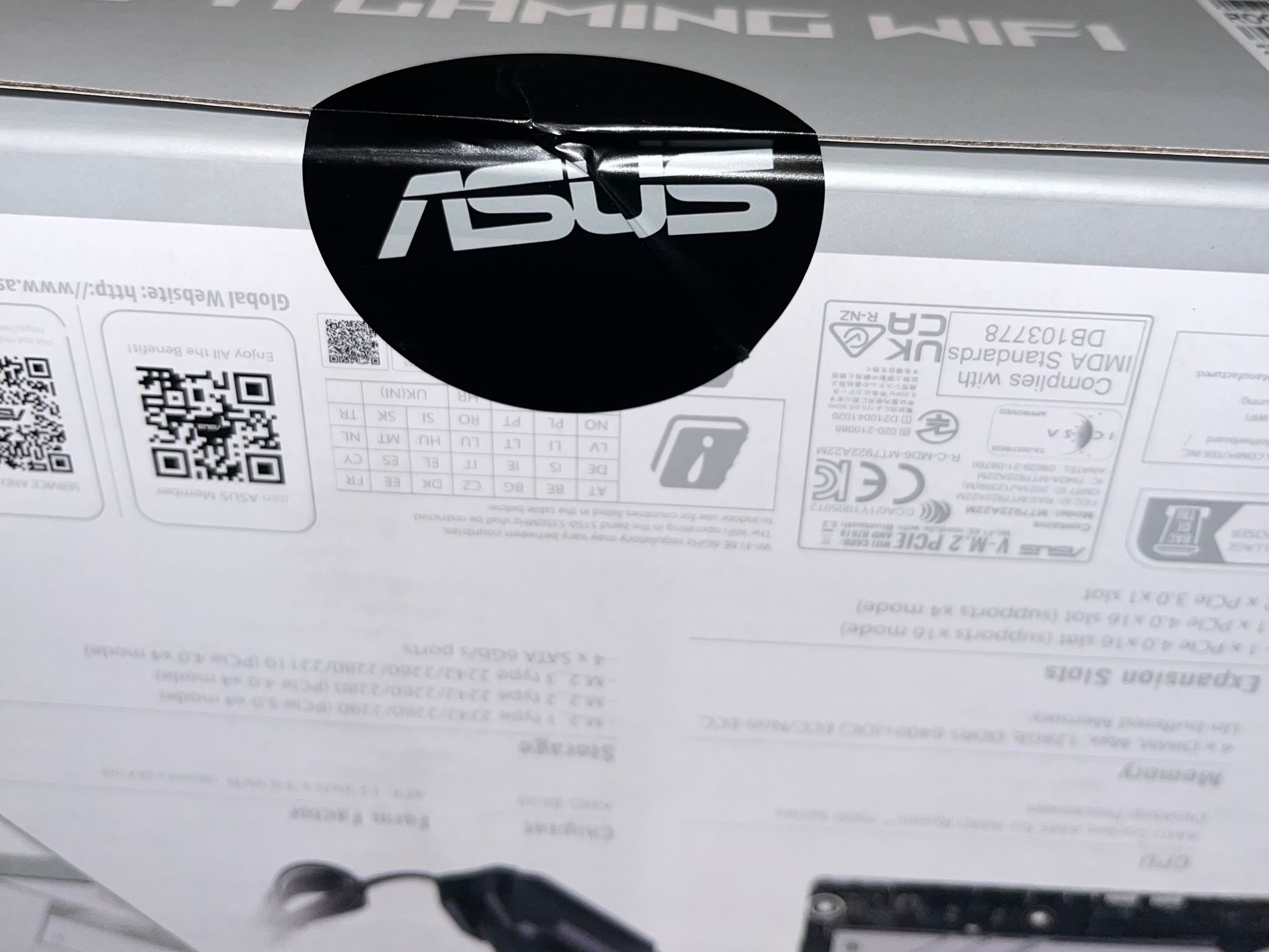ASUS ROG STRIX B650-A GAMING WIFI 6E (Socket AM5) - SEALED