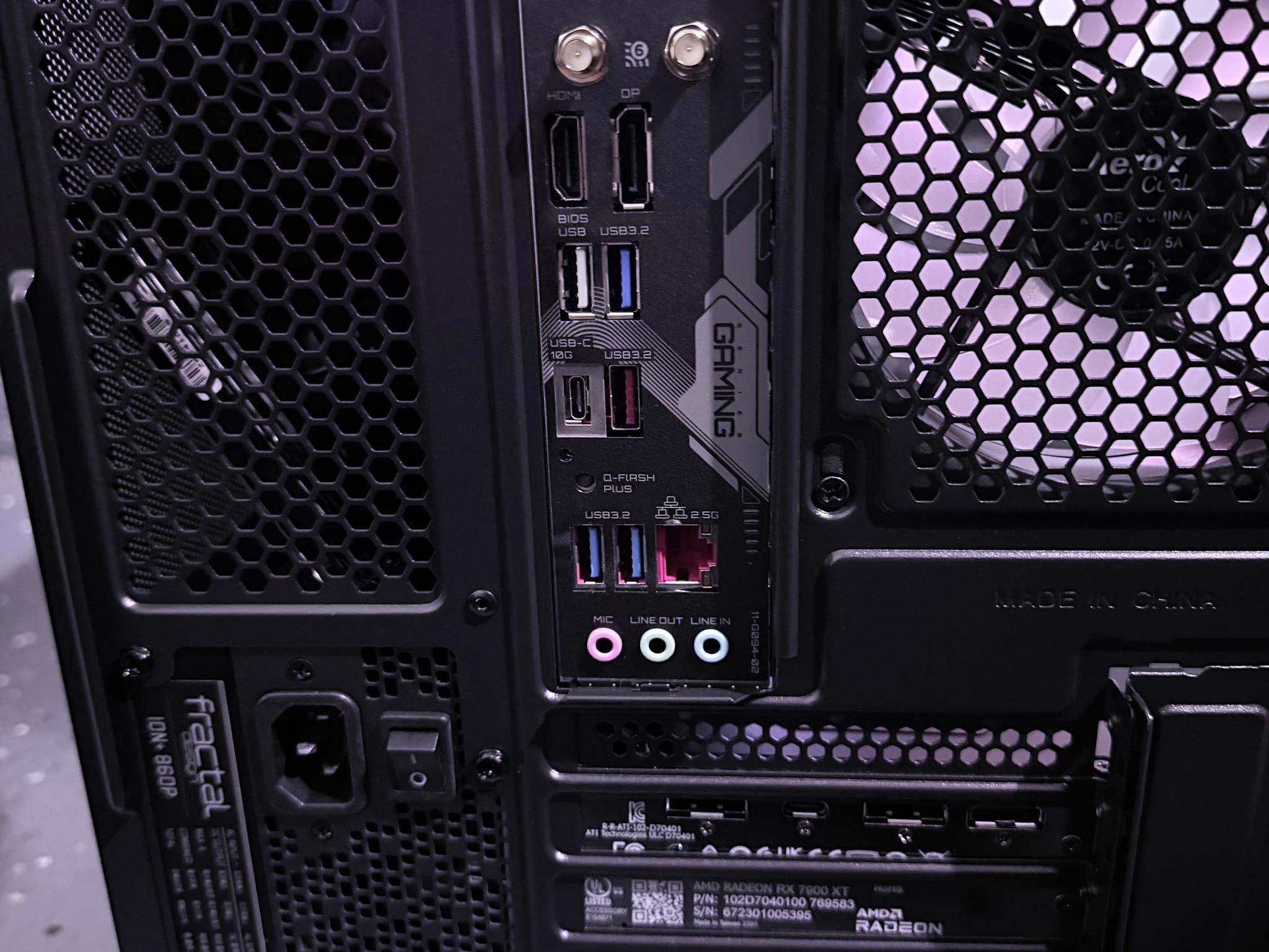 ❄️"Polar Flux"🌈 | 4K Gaming | RX 7900 XT 20GB | Ryzen 7 7800X3D | 32GB DDR5 | 3TB Storage