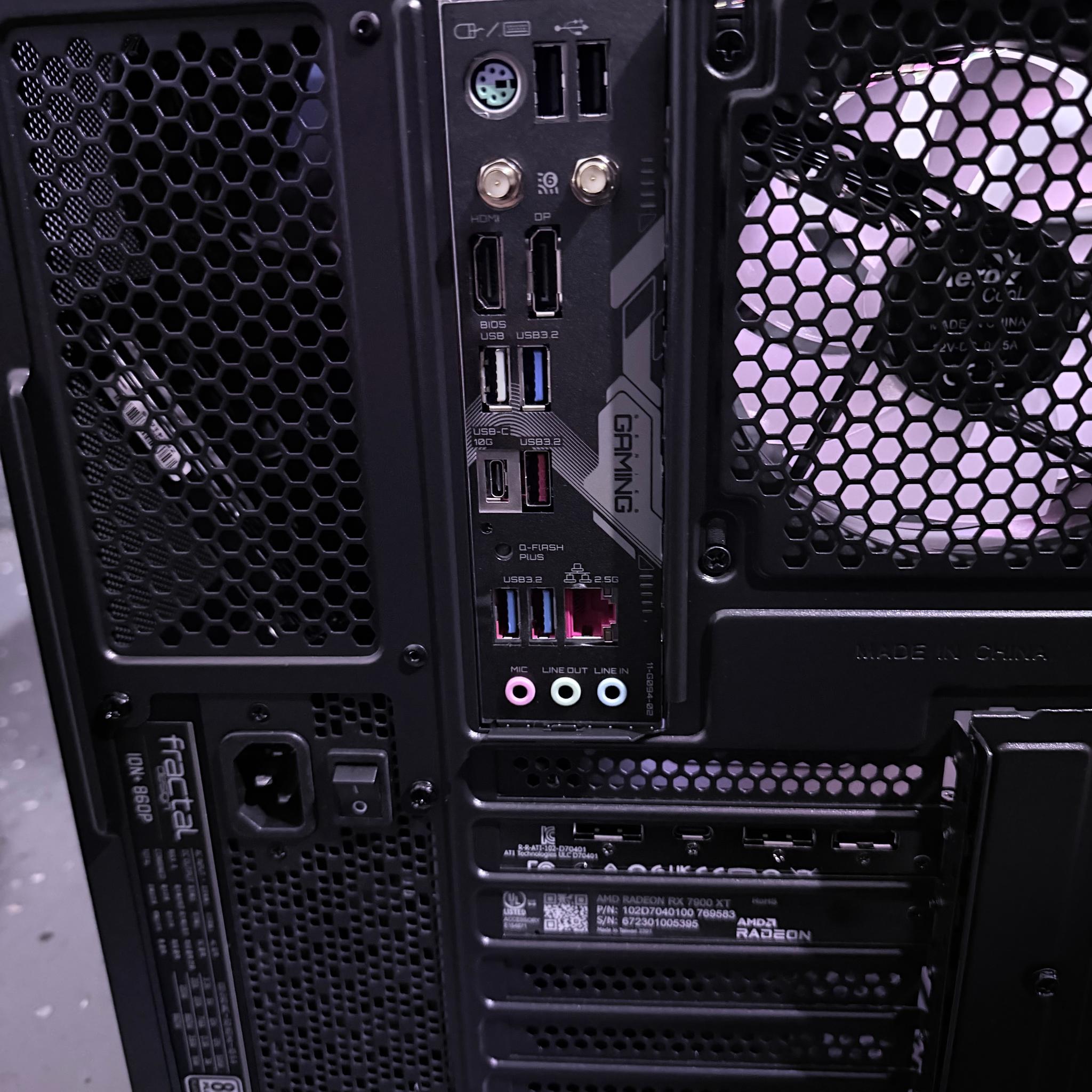 ❄️"Polar Flux"🌈 | 4K Gaming | RX 7900 XT 20GB | Ryzen 7 7800X3D | 32GB DDR5 | 3TB Storage