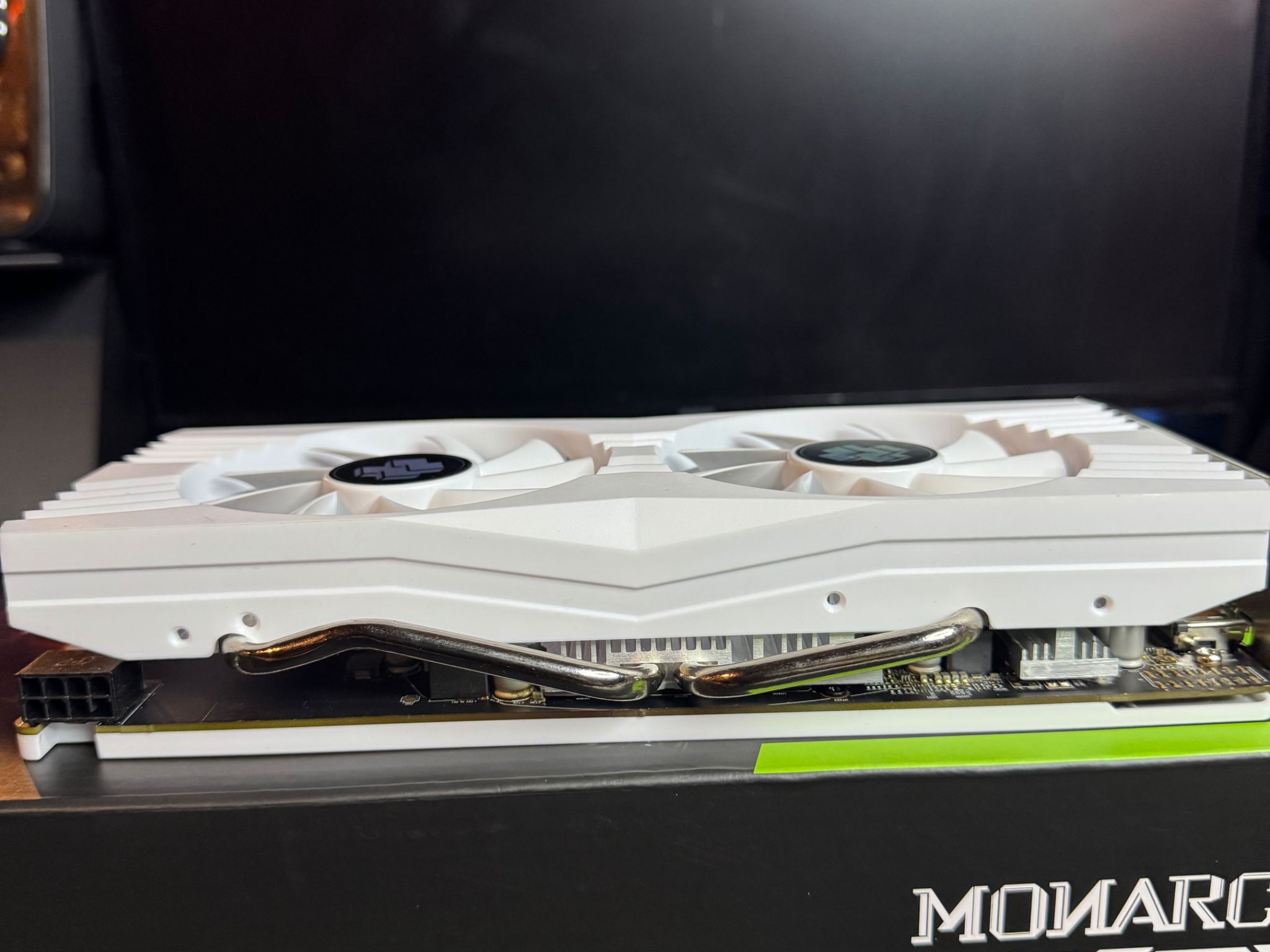 Monarch AMD 580 8gb