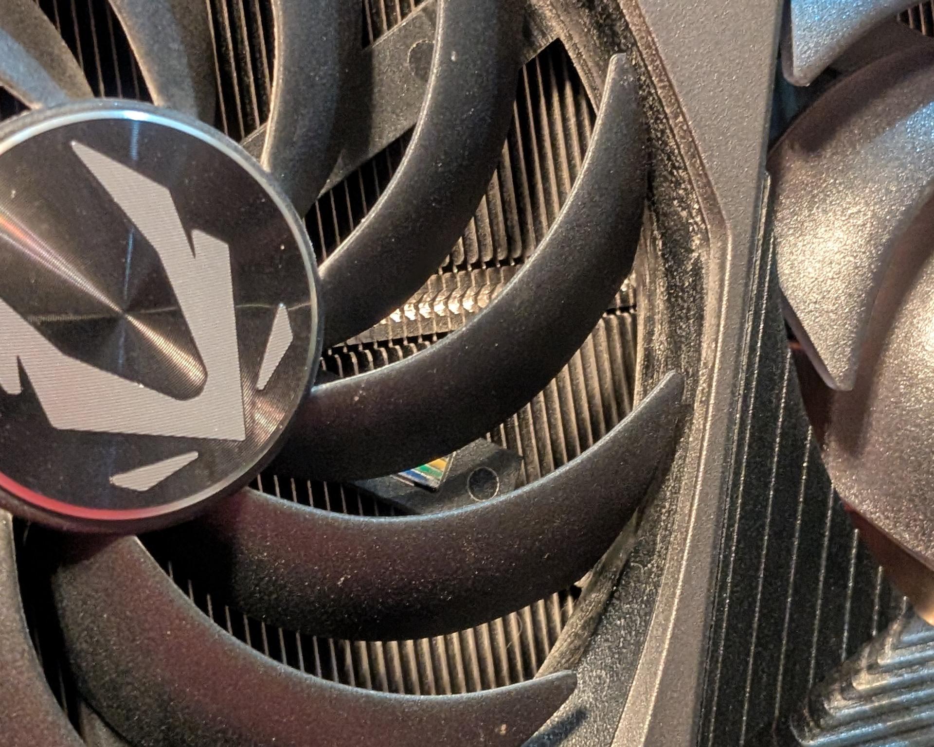 ZOTAC GeForce RTX 3090 Ti AMP Extreme Holo