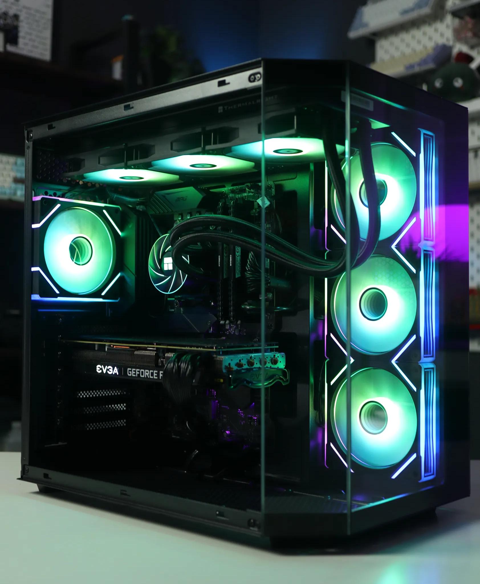 RTX 3070 | Ryzen 5 5600X| 32GB DDR4 RAM | 512GB NVME SSD