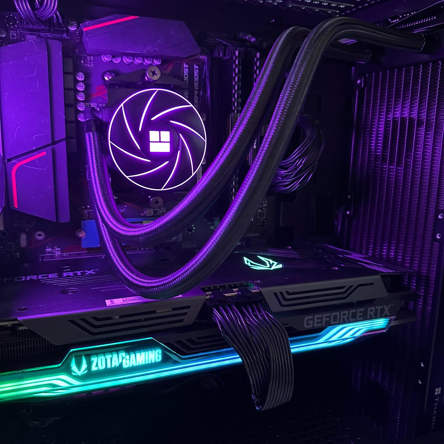 Ryzen 7 3800X / RTX 3070 Ti / 1TB NVME / 32GB RAM