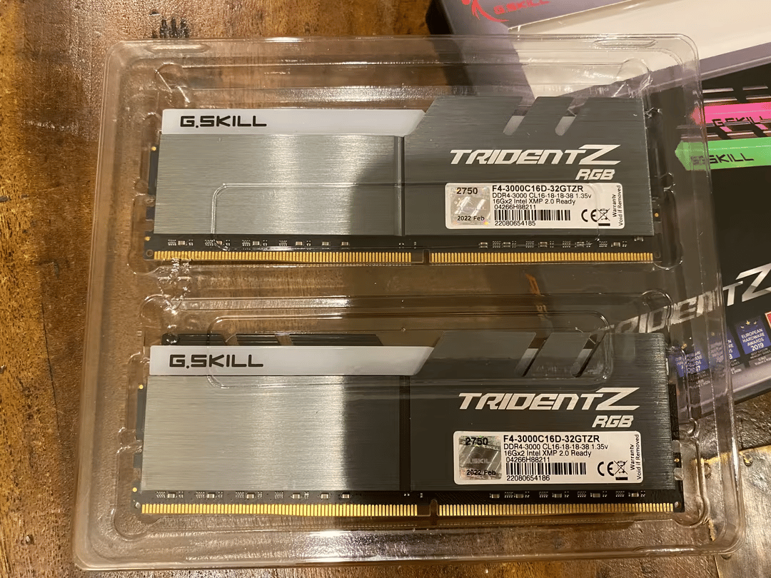G.Skill Trident Z RGB 32GB (16GB x2) CL16 3000 RAM Kit