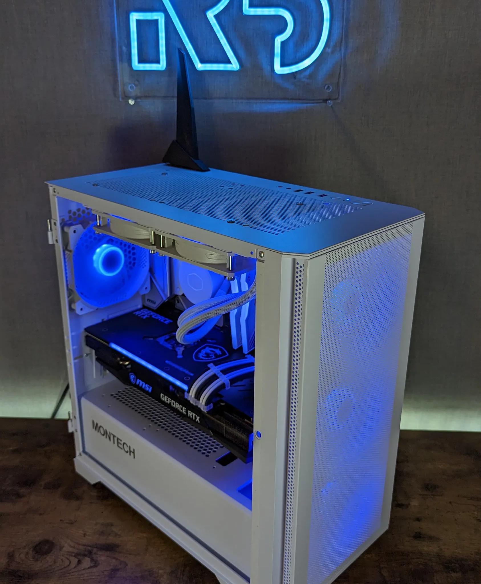 RTX 3070ti // i5 12600K // 16GB 3600Mhz DDR4 // 1TB Gen4 NVMe // WiFi
