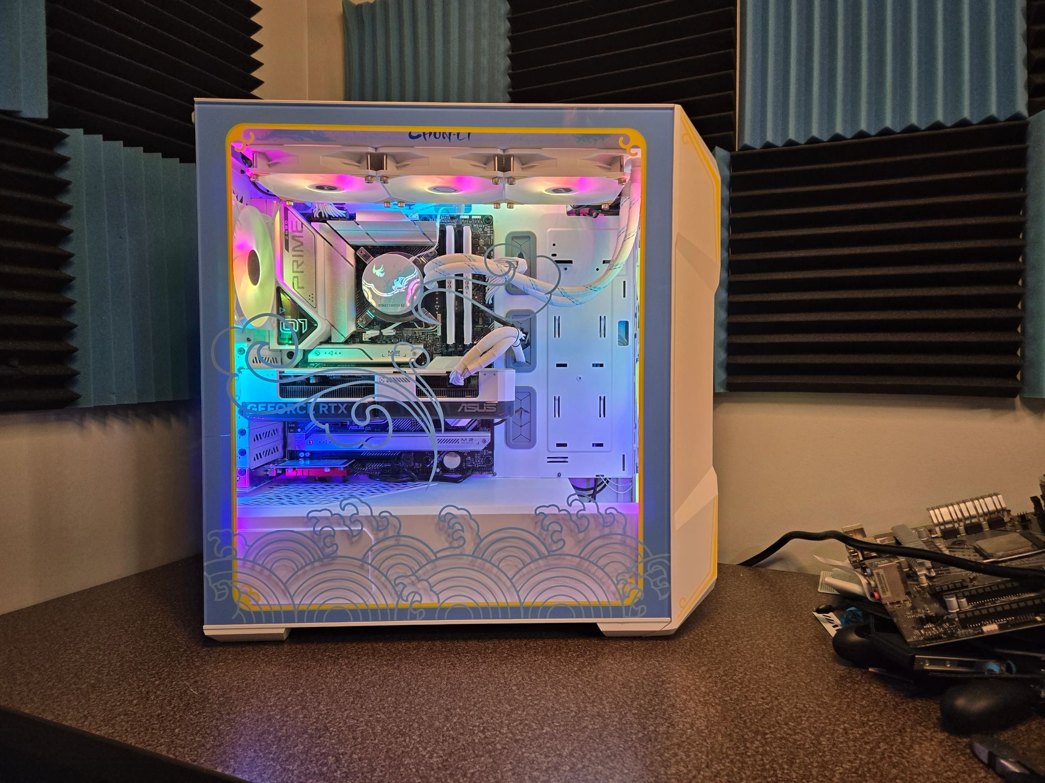 Chun-Li: RTX4070 14700K 32GB 2TB high-end themed PC