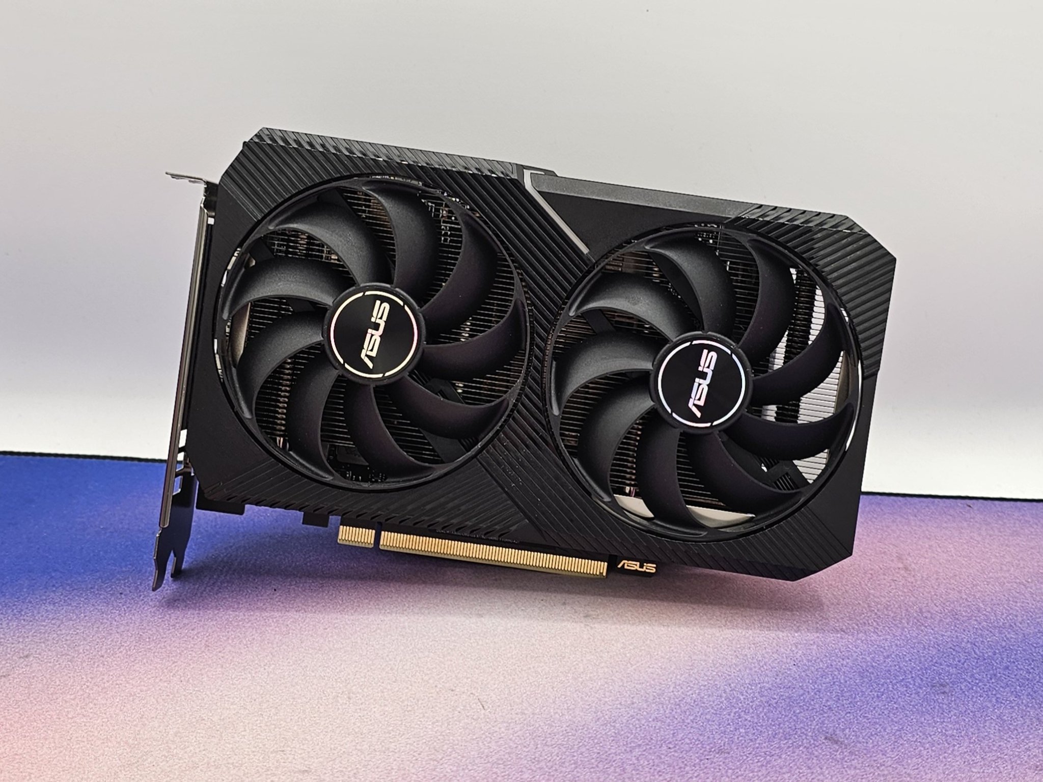 Asus Dual RTX 3050 - Scratch and Dent