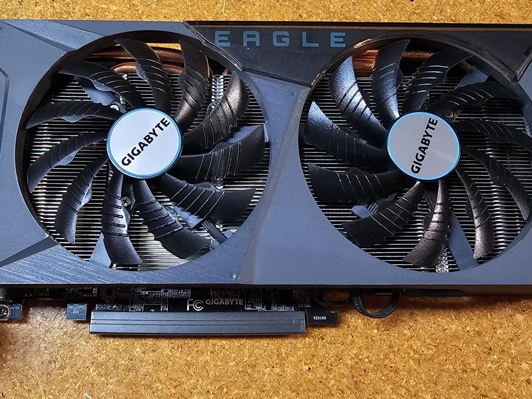 Gigabyte GeForce RTX™ 3060 Ti EAGLE OC 8G