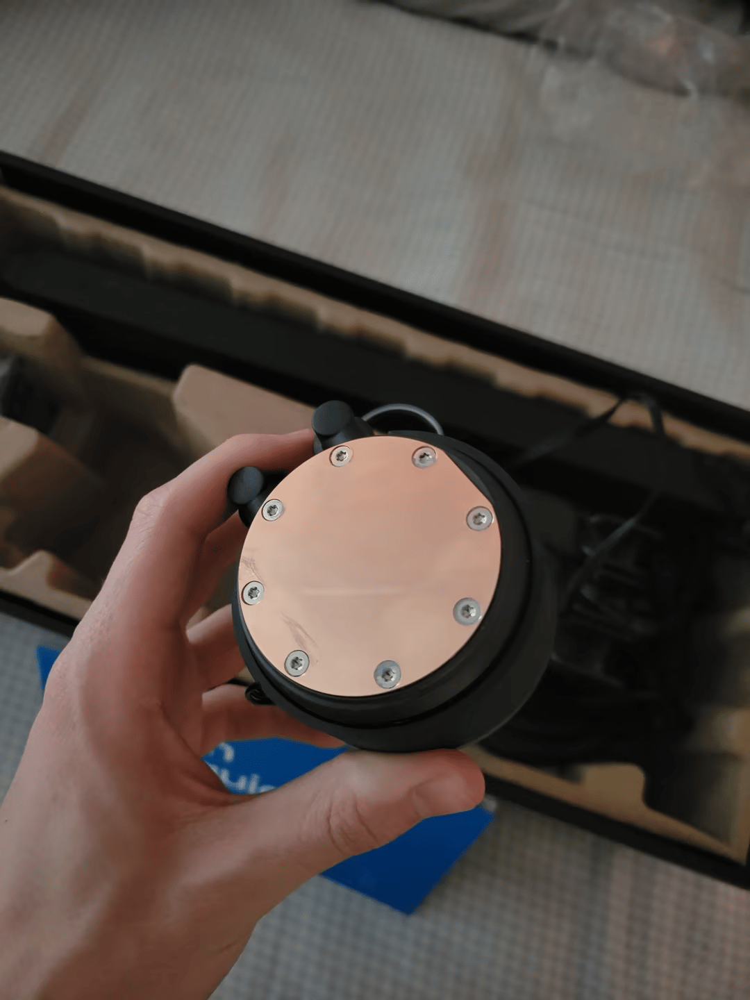 Fractal Design Lumen S36 (used less than 2 months) 