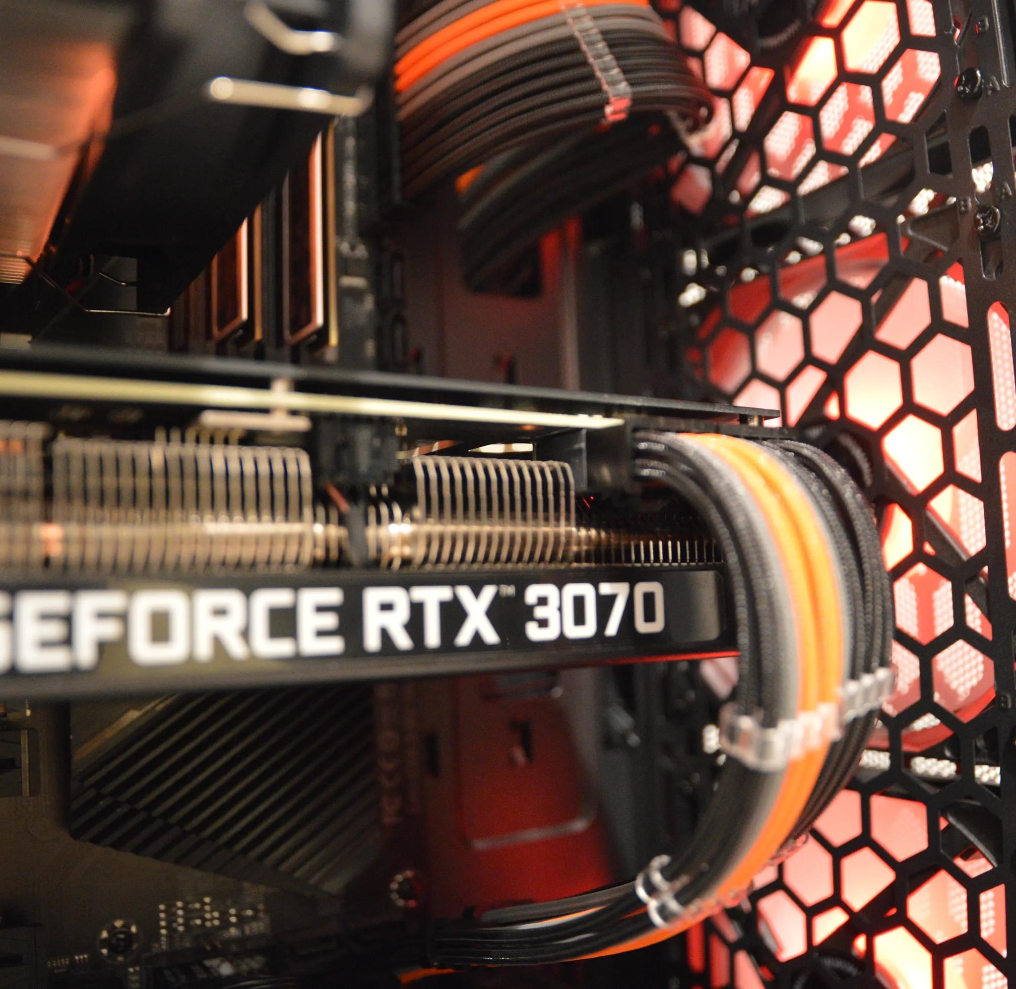 ⚫🟠 MIDNIGHT ORANGE 🟠⚫ | AMD Ryzen 7 5700X | NVIDIA RTX 3070 | 32 GB RAM | 1TB Gen 4 NVME SSD |