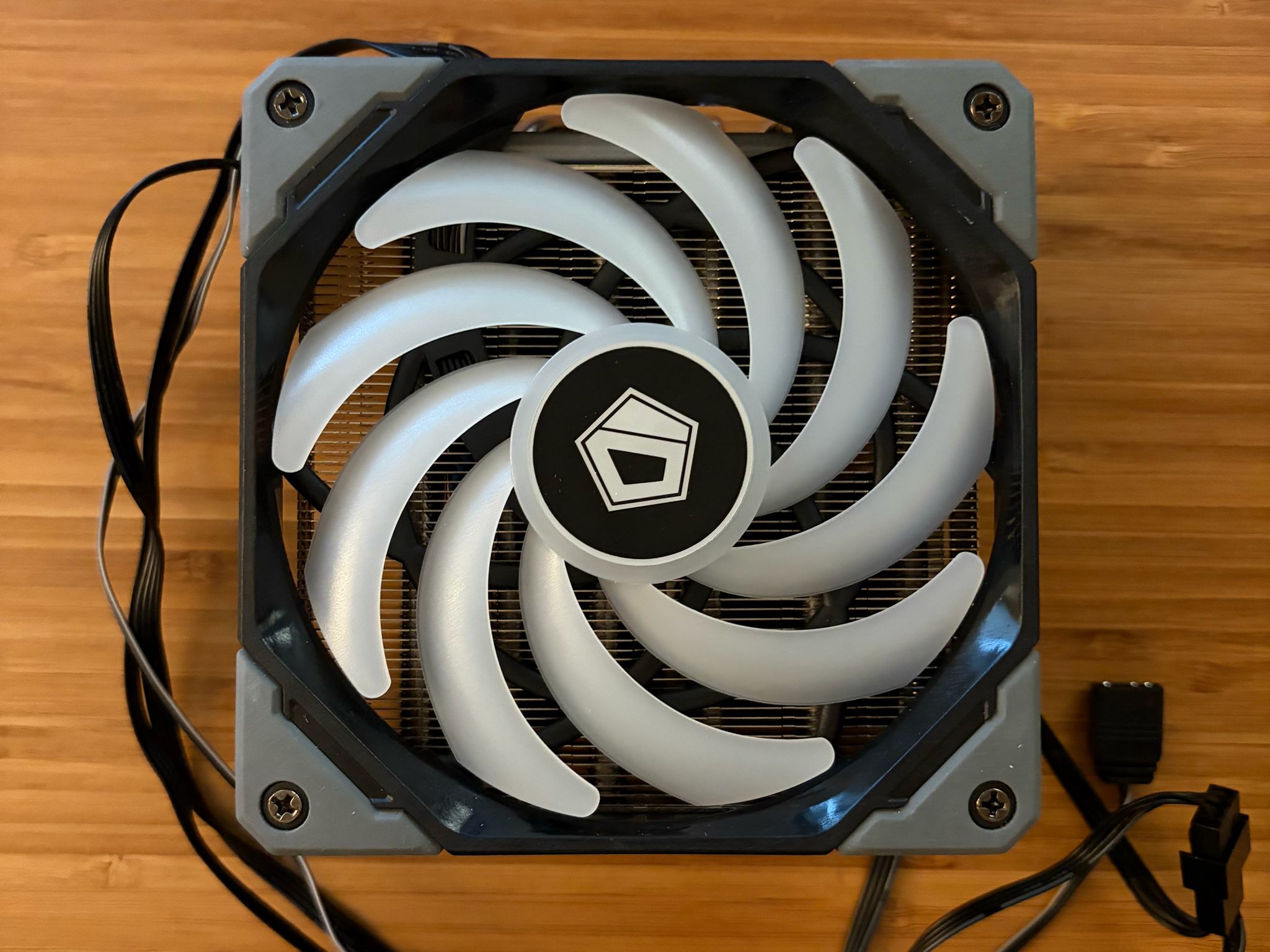 ID-COOLING IS-60 EVO ARGB CPU cooler