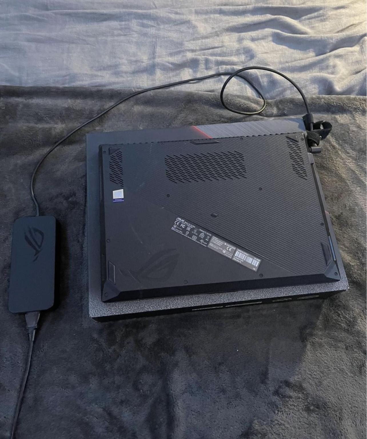 ASUS GL504G STRIX