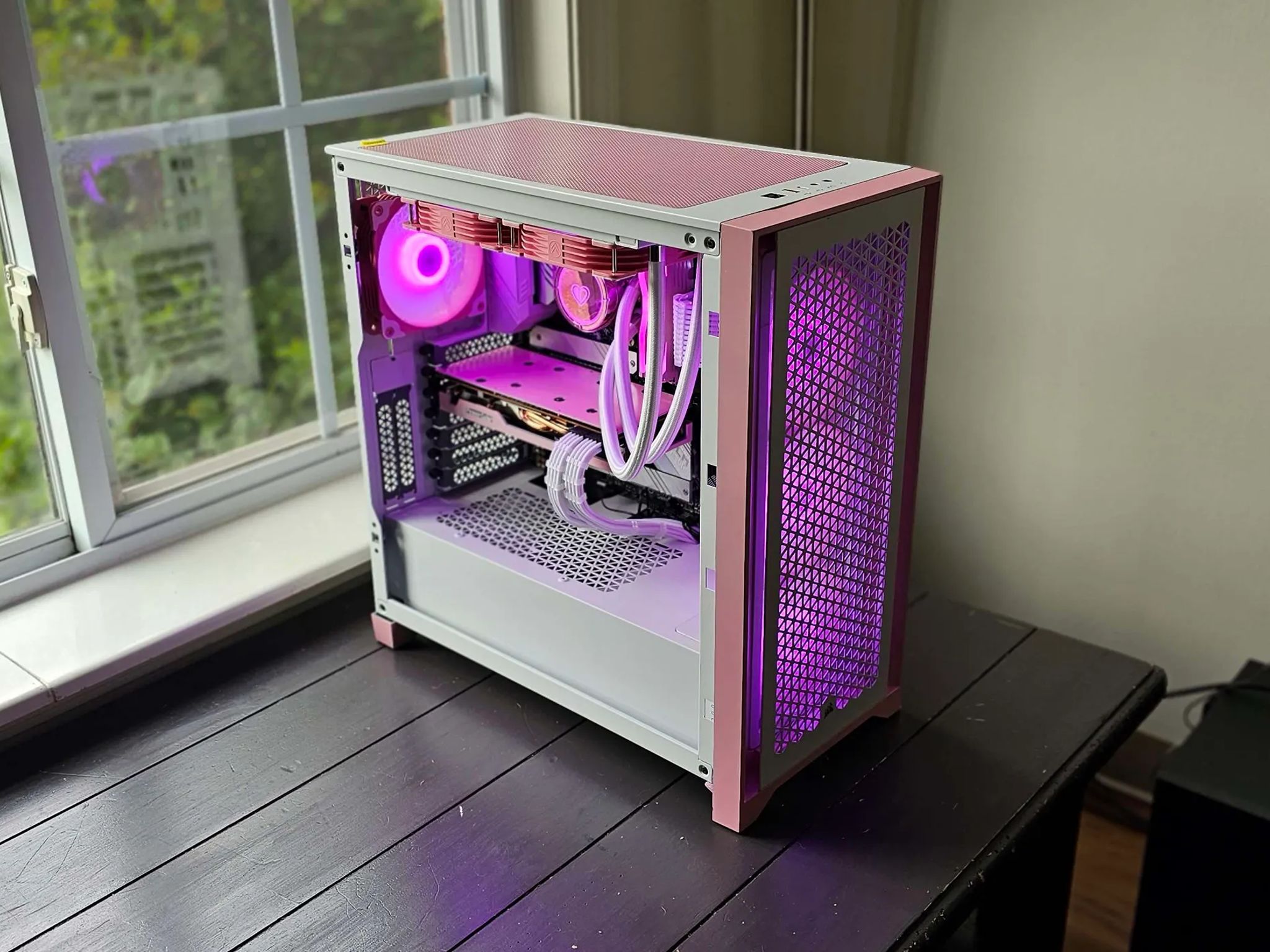 Rose 🌹 R5 5600x 6700xt 12Gb Pink Gaming pc