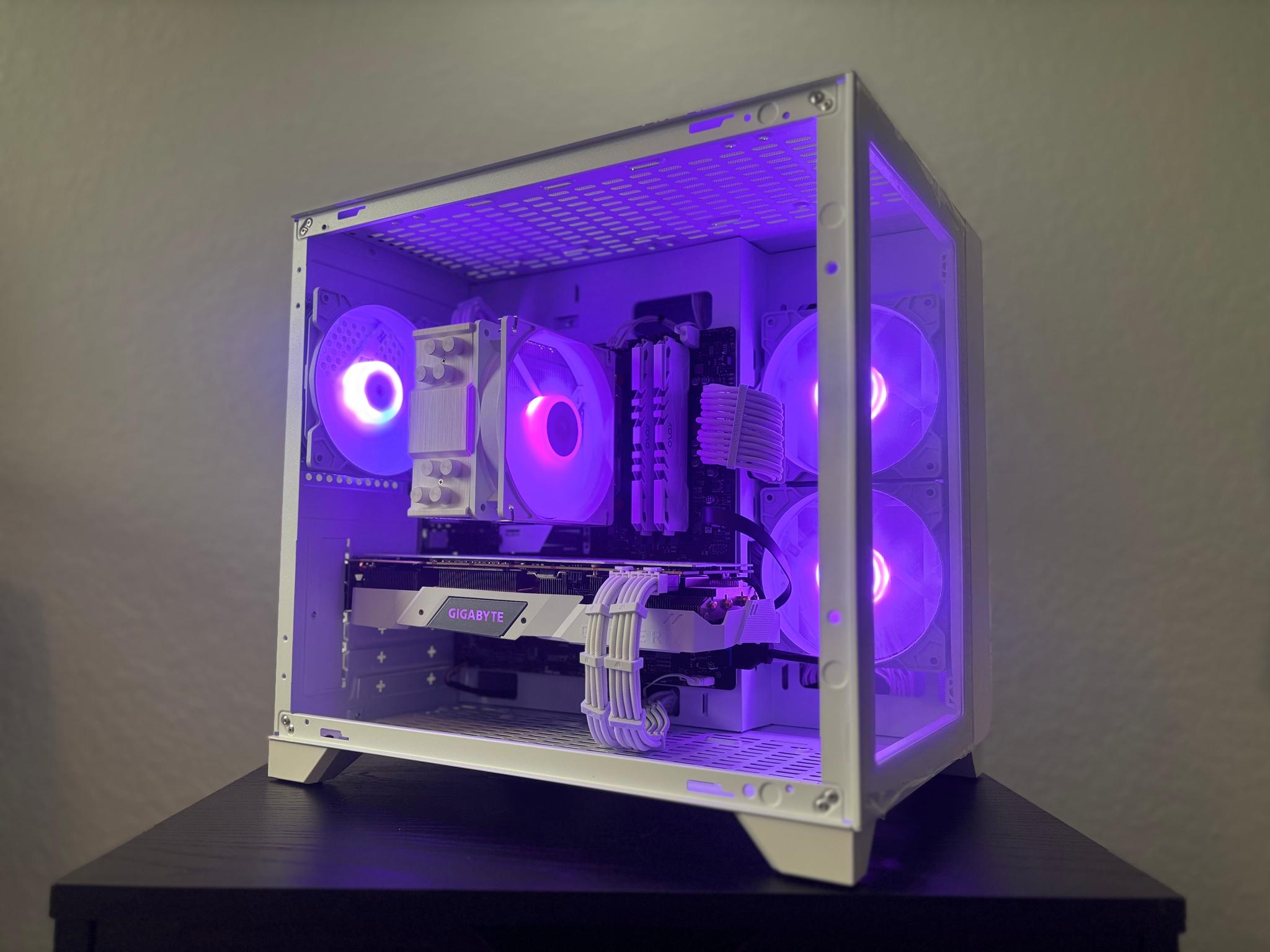 【美品】ゲーミングPC 白 RTX2070SUPER Ryzen5 5600 🔥 Ryzen 5 5600 + RTX 2070 Super Gaming PC – 16GB DDR4 RAM | 1TB
