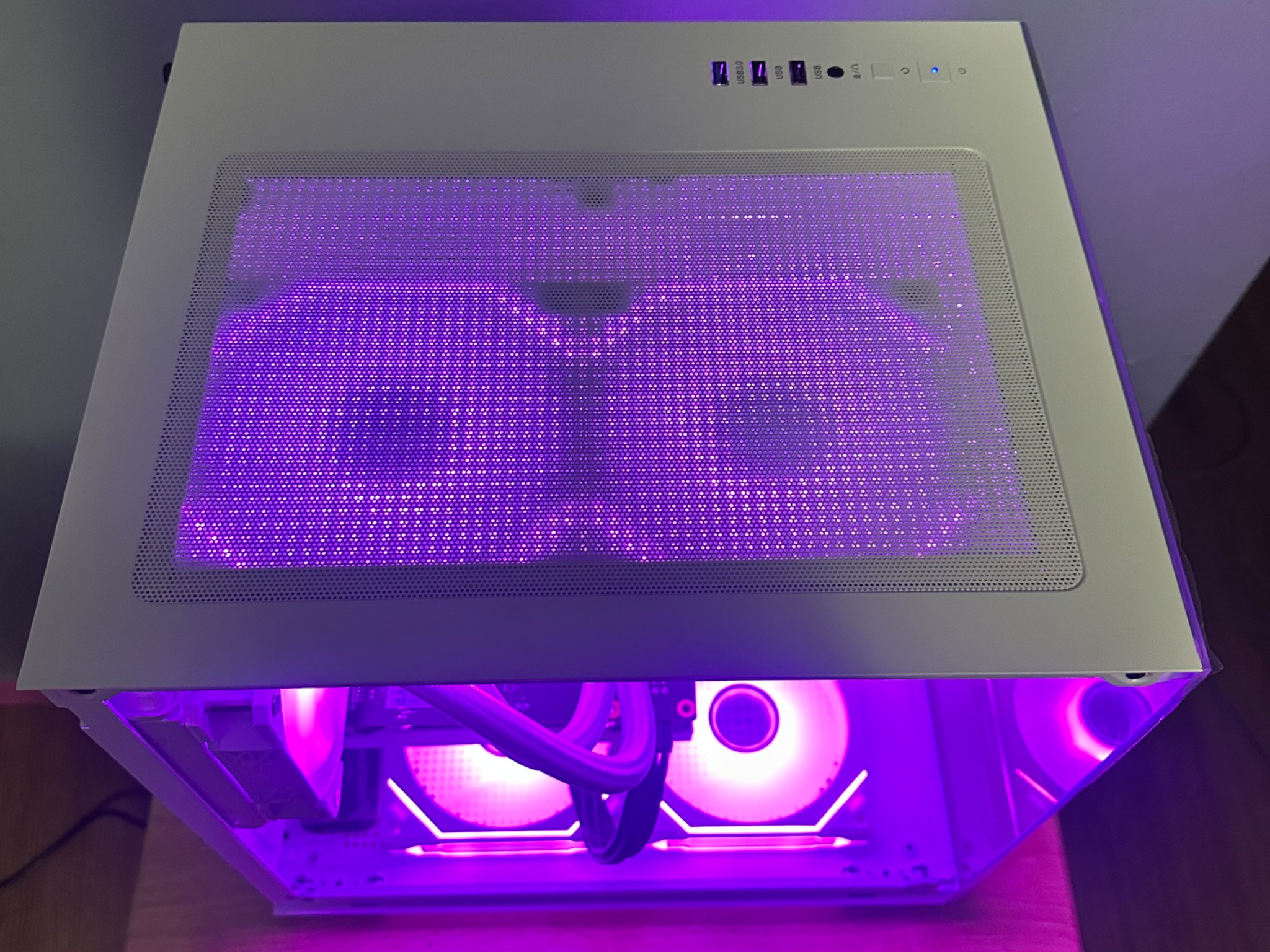 Ryzen 5 5600g|RX 6600|B-450|16g DDR4 3200mhz|512g M.2 NVME|500w 80+ Bronze Psu|120mm AIO