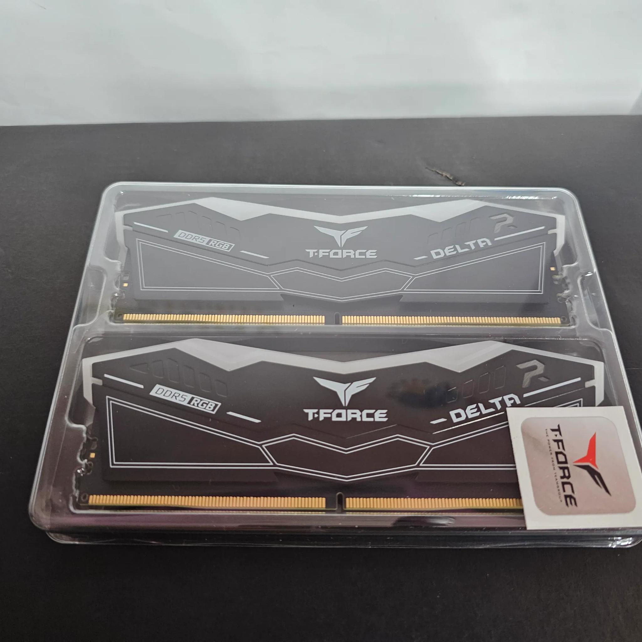 TeamGroup T-Force Delta RGB DDR5 32GB (16GBx2) 6000MHz RAM