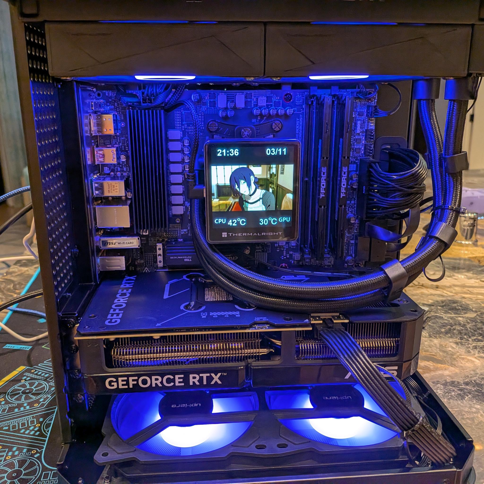 Bomb Devil - RTX 5070, Ryzen 5 9600X, 64 GB DDR5 RAM, 2 TB Gen 5 NVME, RGB, Liquid Cooled