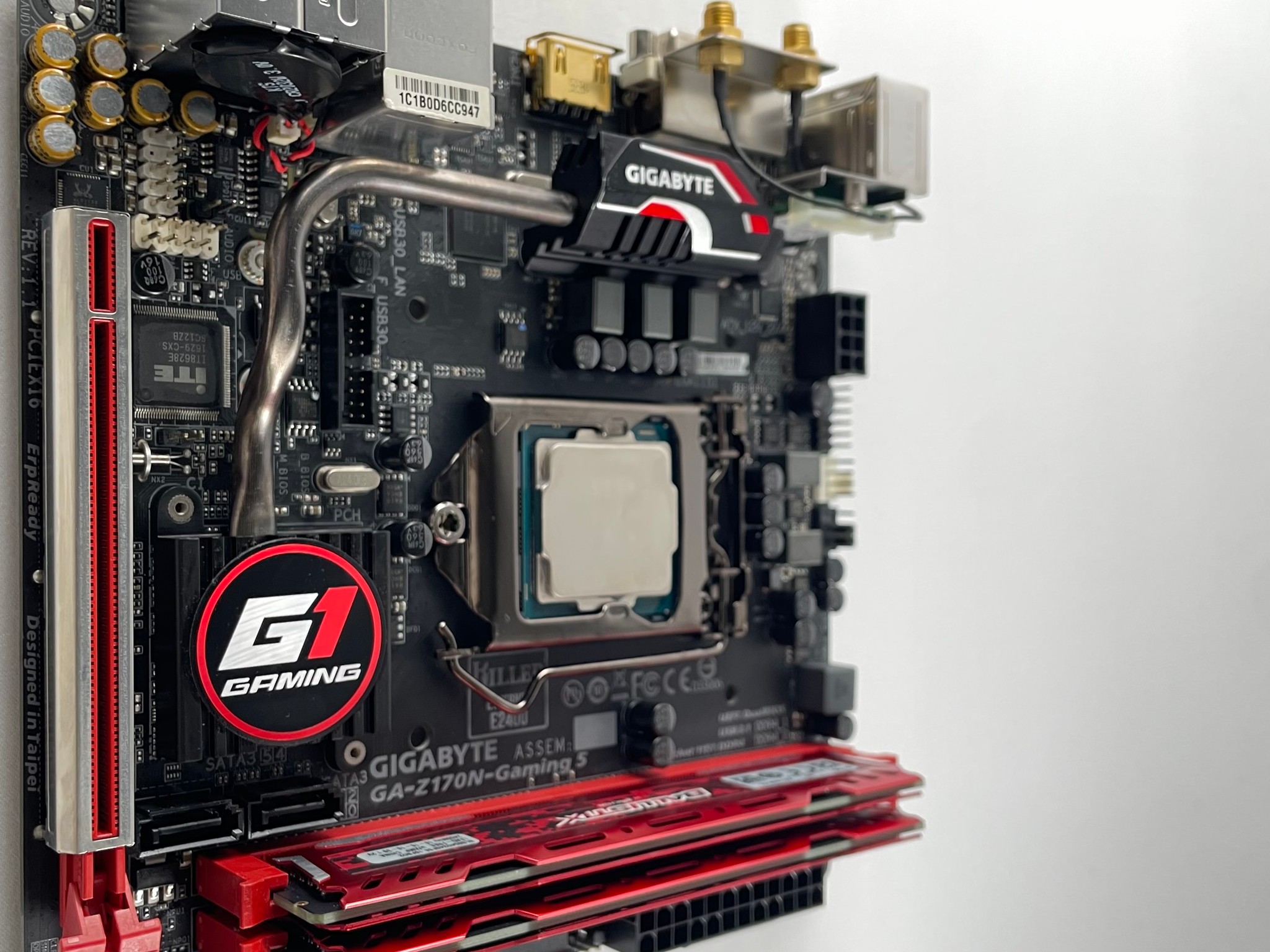 Gigabyte GA-Z170N-Gaming 5, mini-ITX MOBO Bundle Intel i7-7700K CPU 16GB (2x8 GB) DDR4 RAM IO Shield