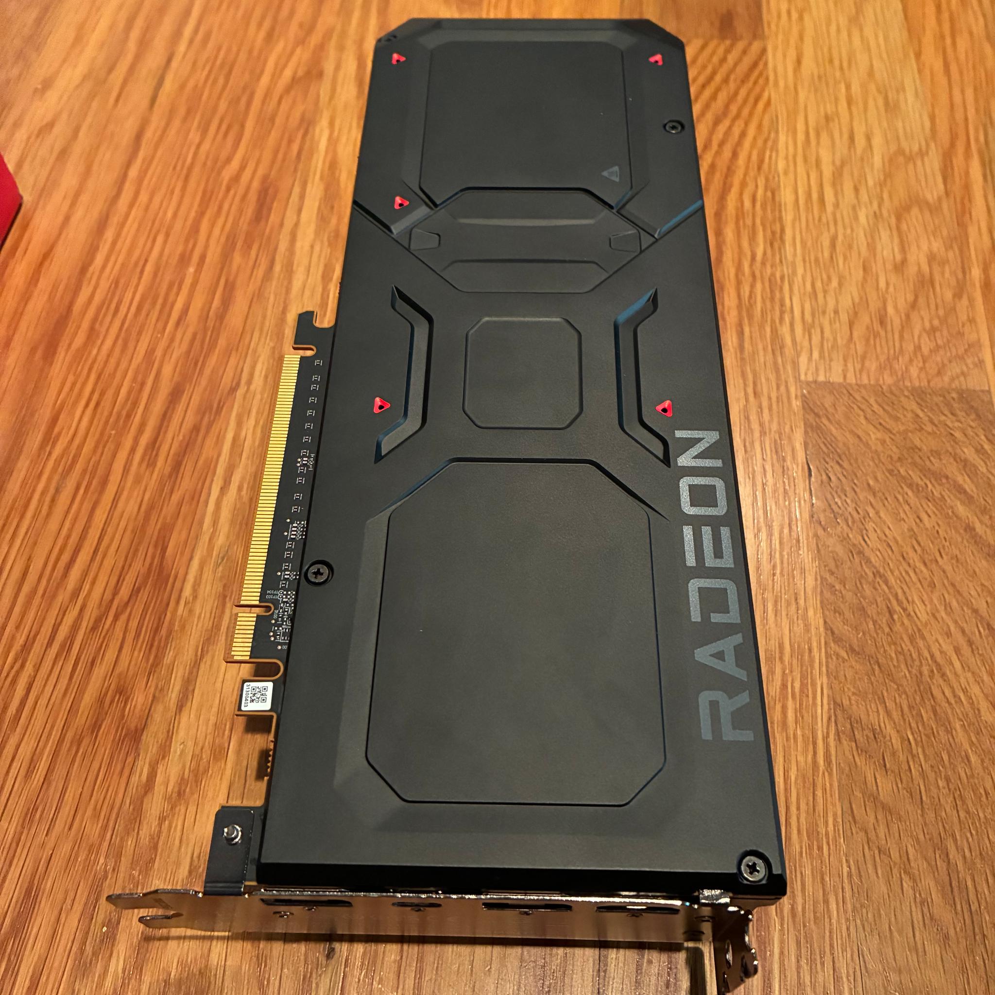 AMD Radeon RX 7900 XT 20GB Reference