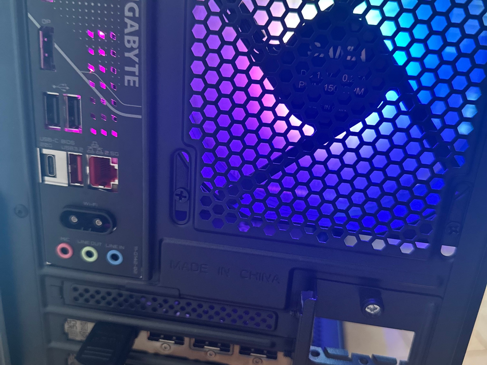 Intel Core Ultra 7 265K / Intel ARC B580 12GB Special Edition - Mid-Tower Gaming PC