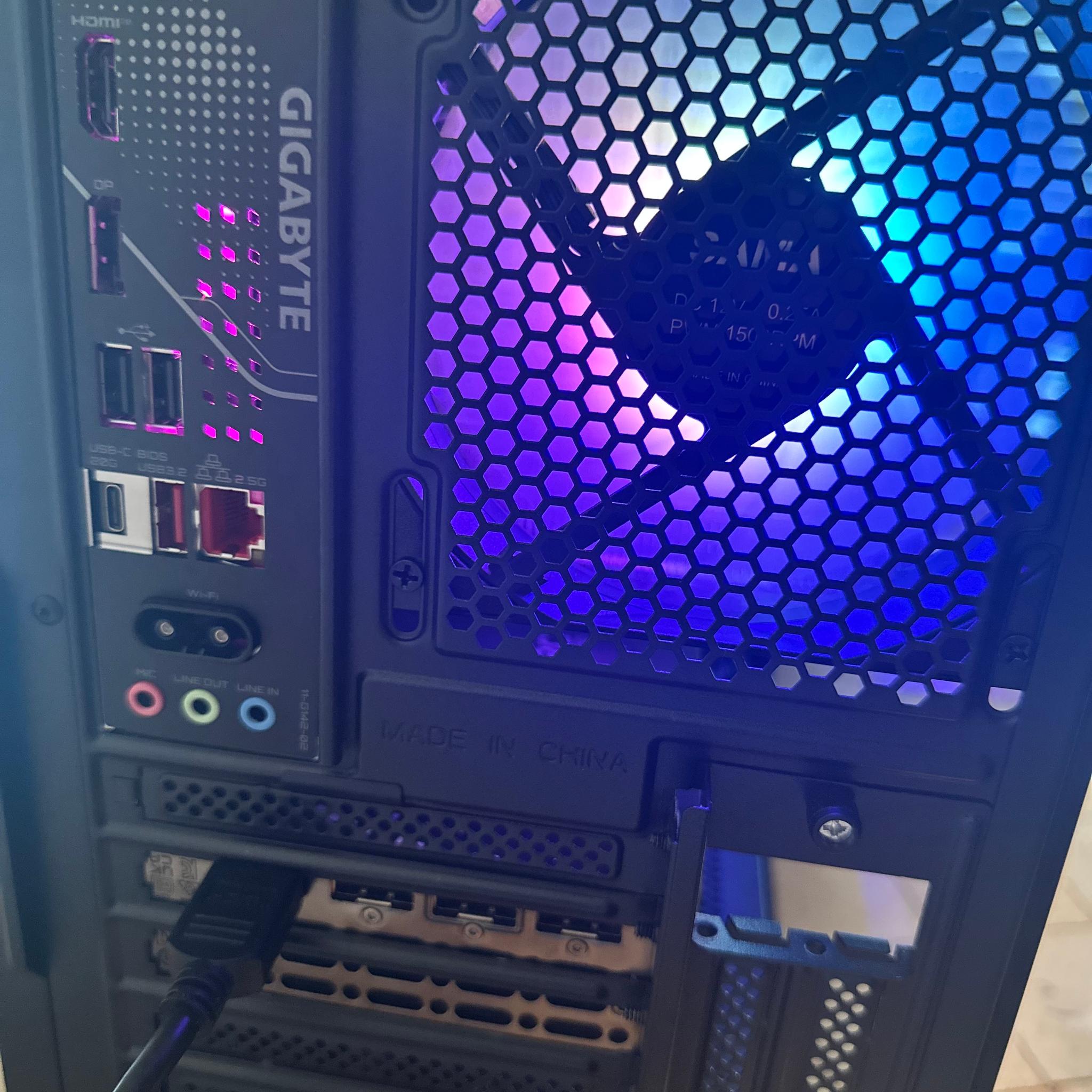 Intel Core Ultra 7 265K / Intel ARC B580 12GB Special Edition - Mid-Tower Gaming PC
