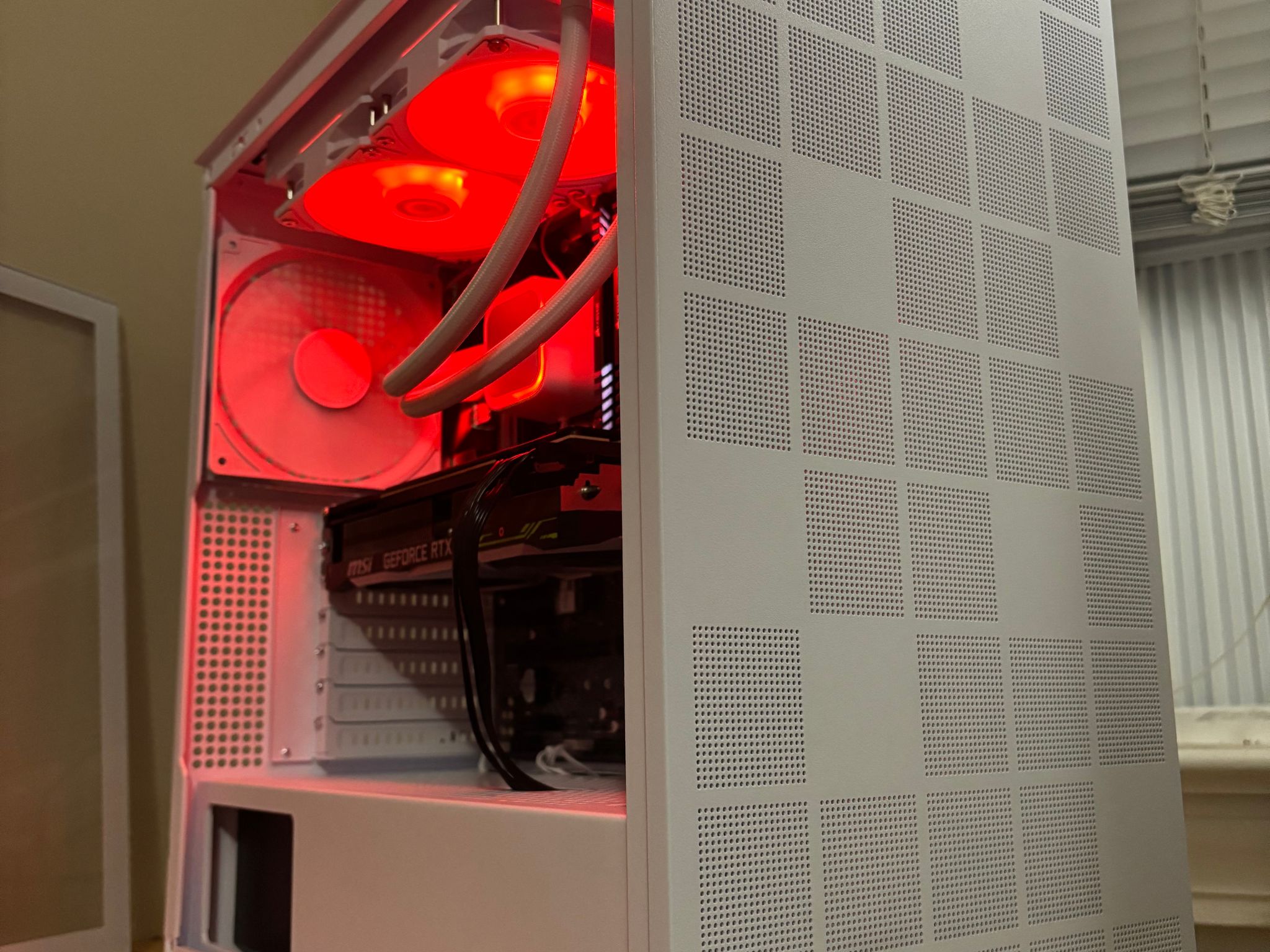 RTX 2080 | 5600X | 1TB NVMe | WiFi | 16GB RAM
