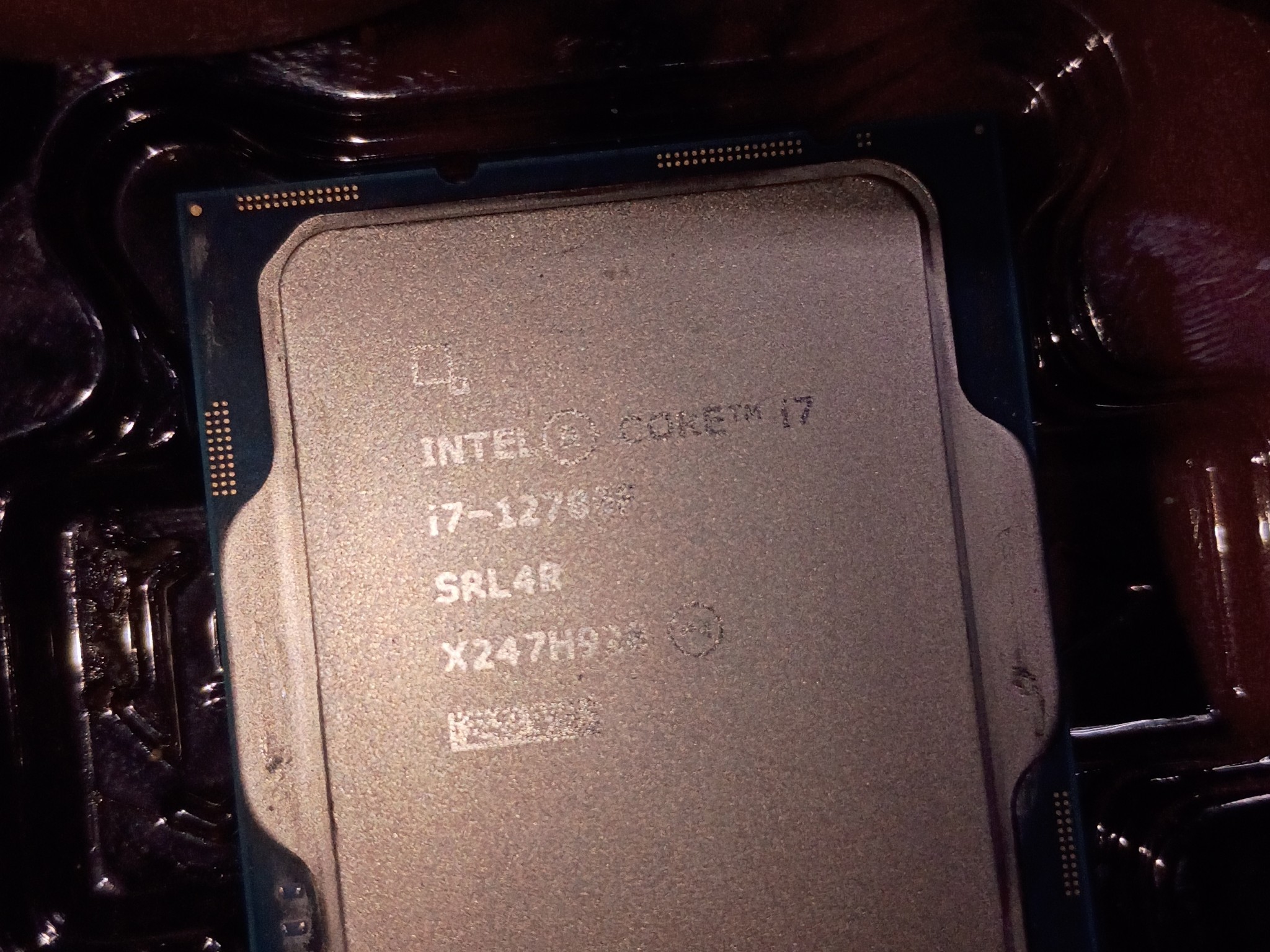 Intel Core i7-12700F