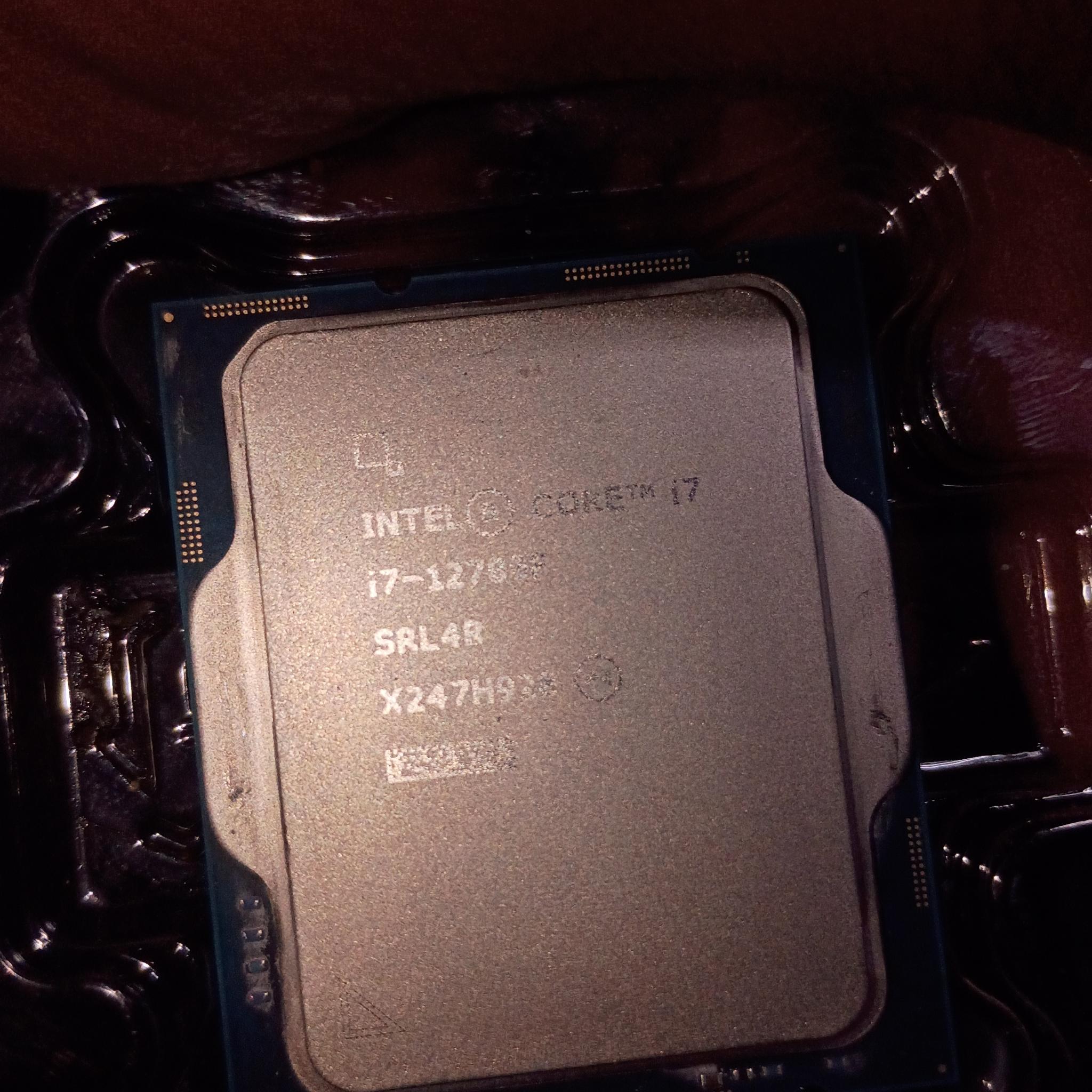 Intel Core i7-12700F
