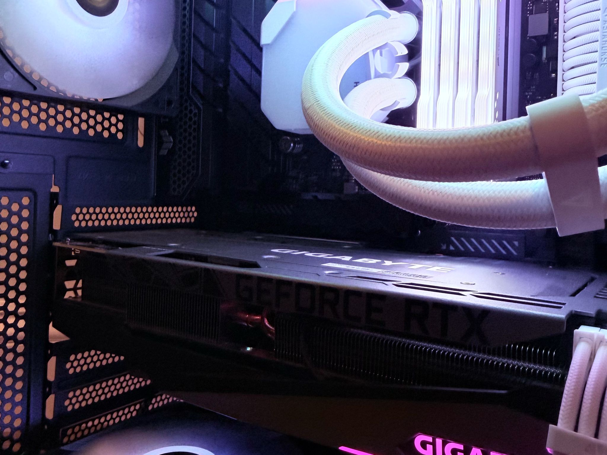 ❄️"Cryo Nova"❄️| 1440p Gaming | RTX 3080 | Intel i5 13400F | 32B Ram | 1tb Storage | WiFi